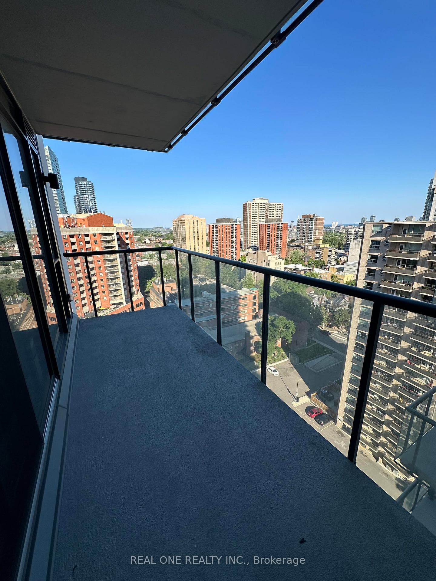 81 Wellesley Street Unit 1501 photo 12