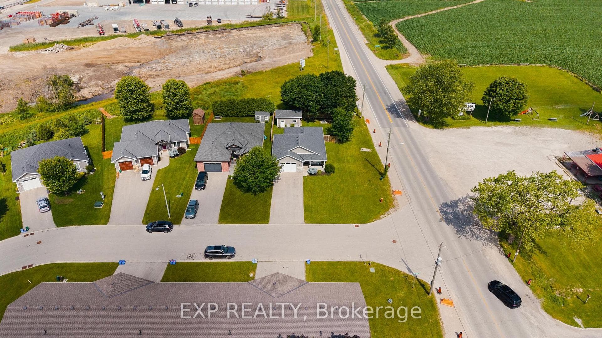 101 Tuffy MacDougall Court photo 38