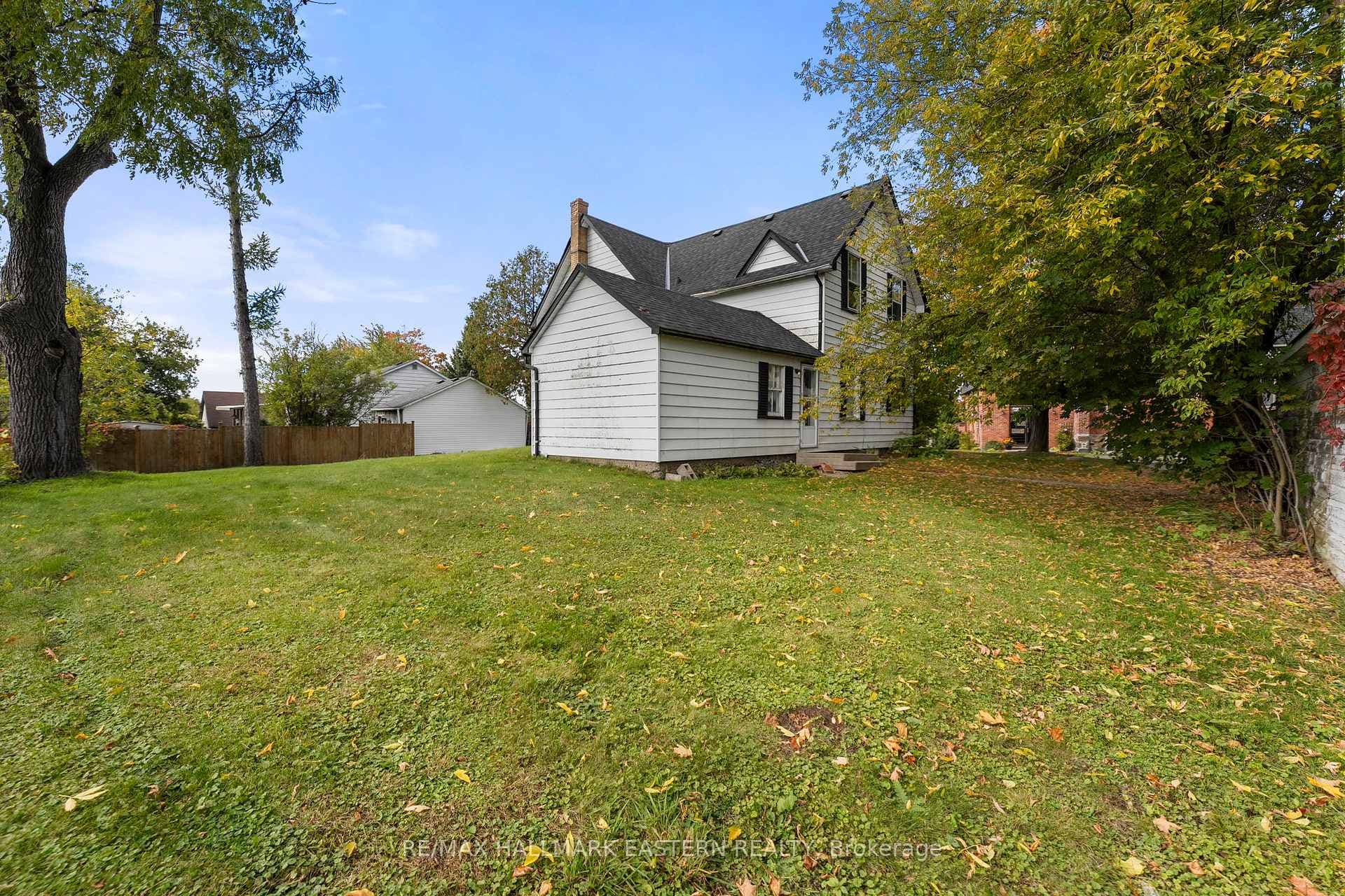 825 Charles Street photo 31