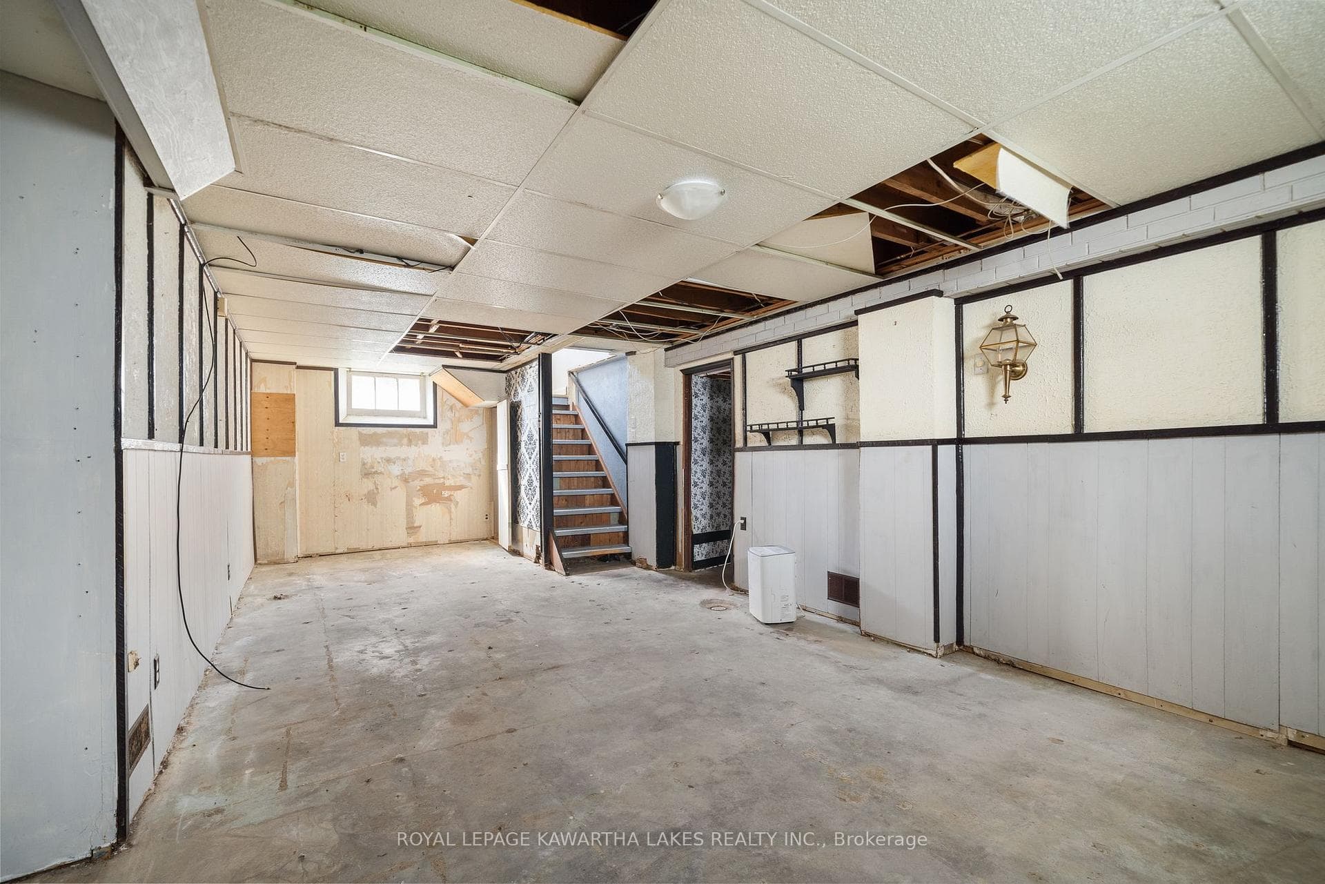 184 Ardmore Avenue photo 34
