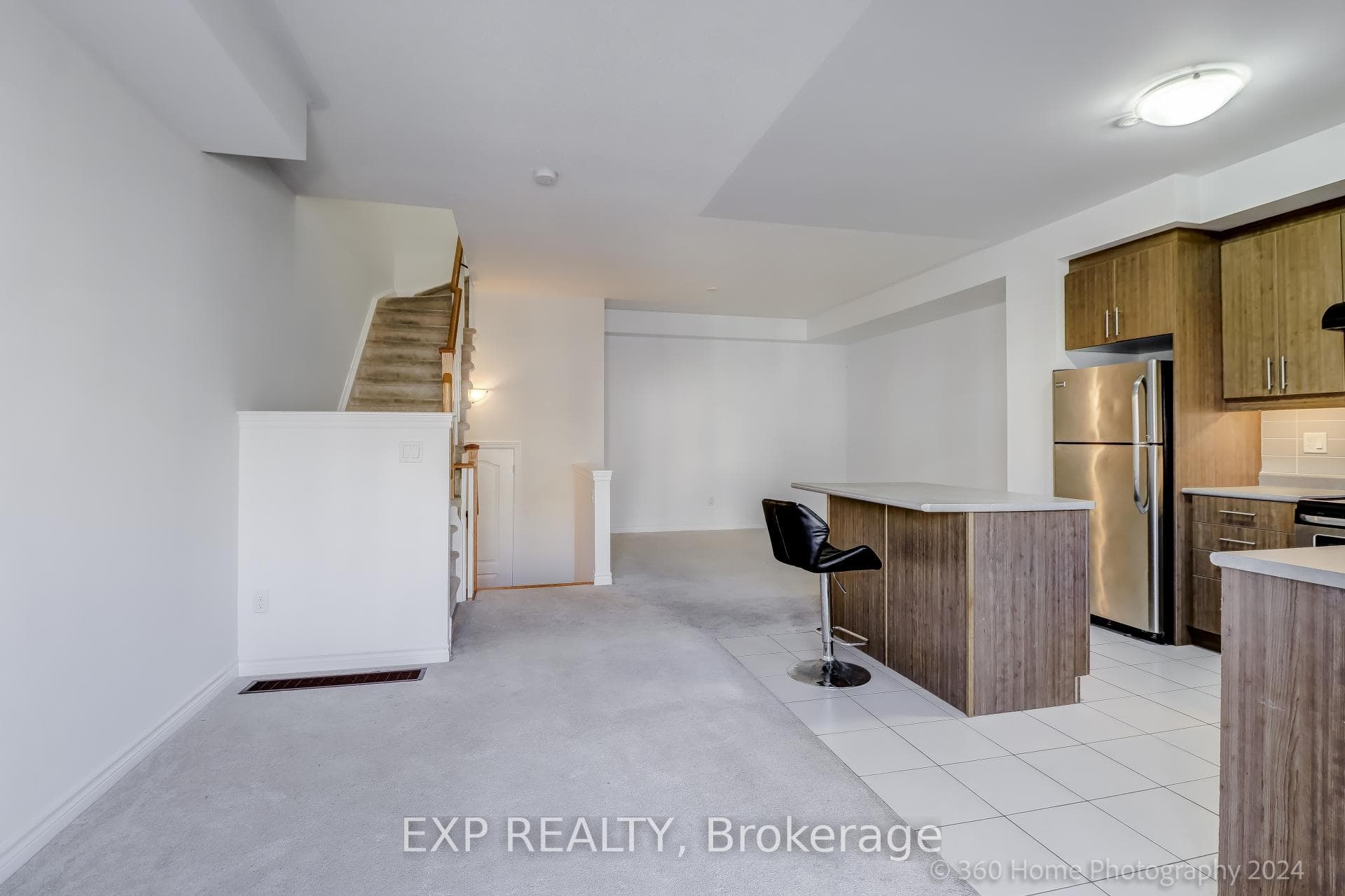 42 Boadway Crescent photo 3