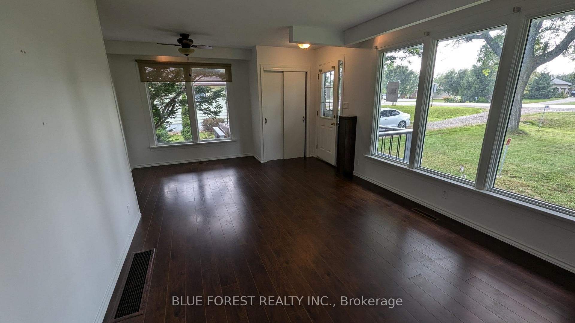 9572 Belmont Road photo 15