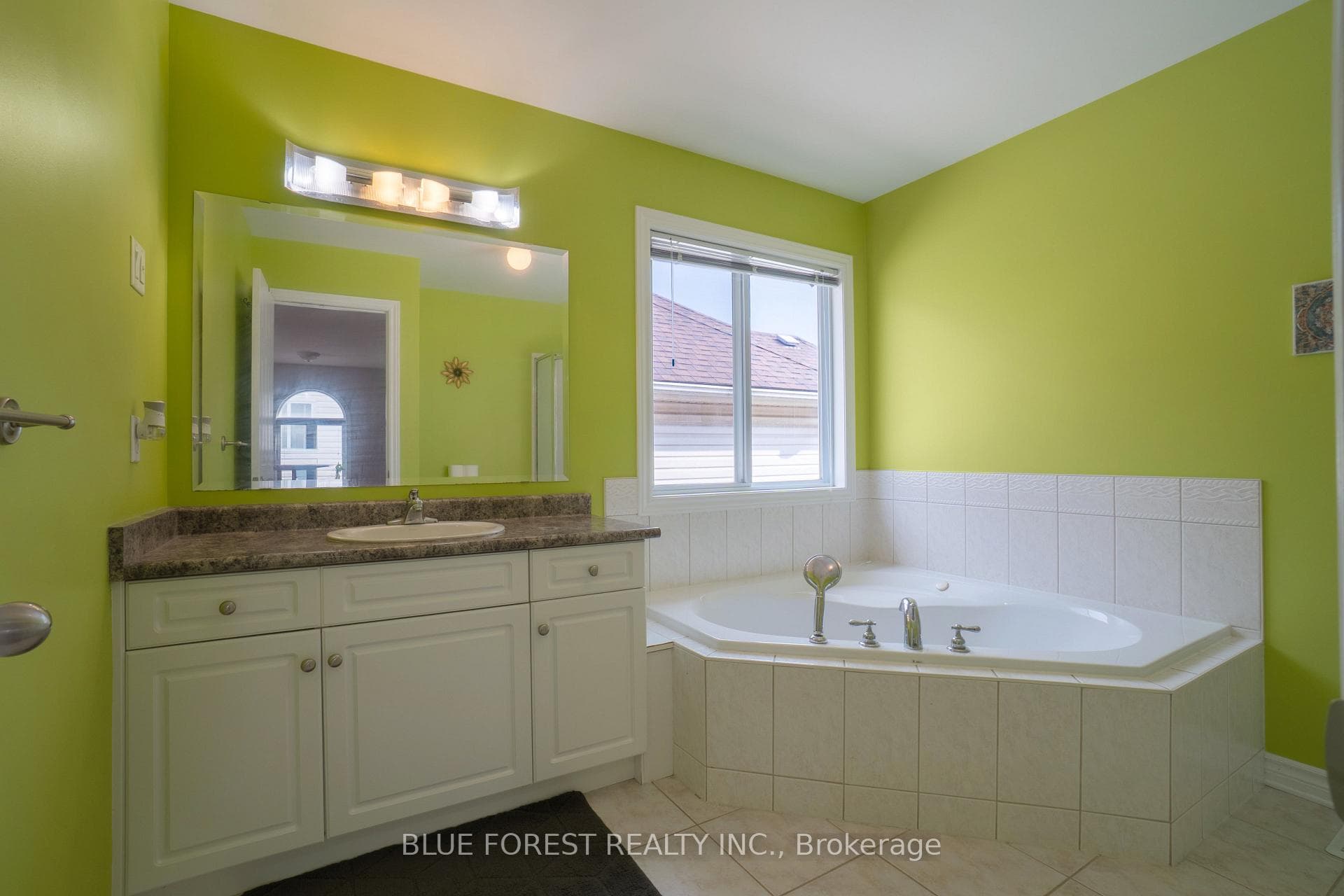 1817 Gough Avenue photo 25