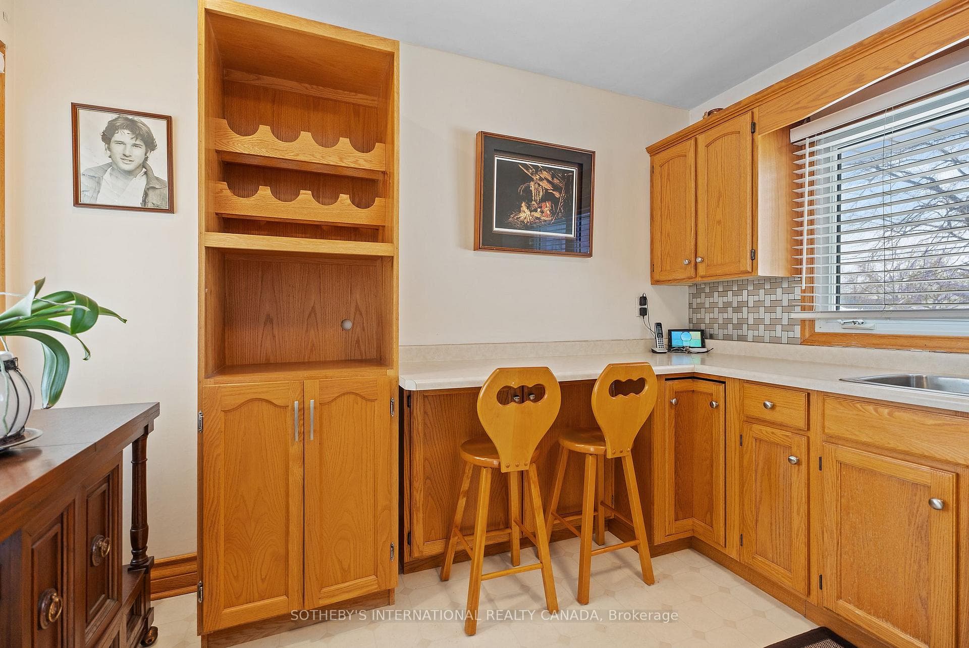 104 Golden Boulevard photo 12