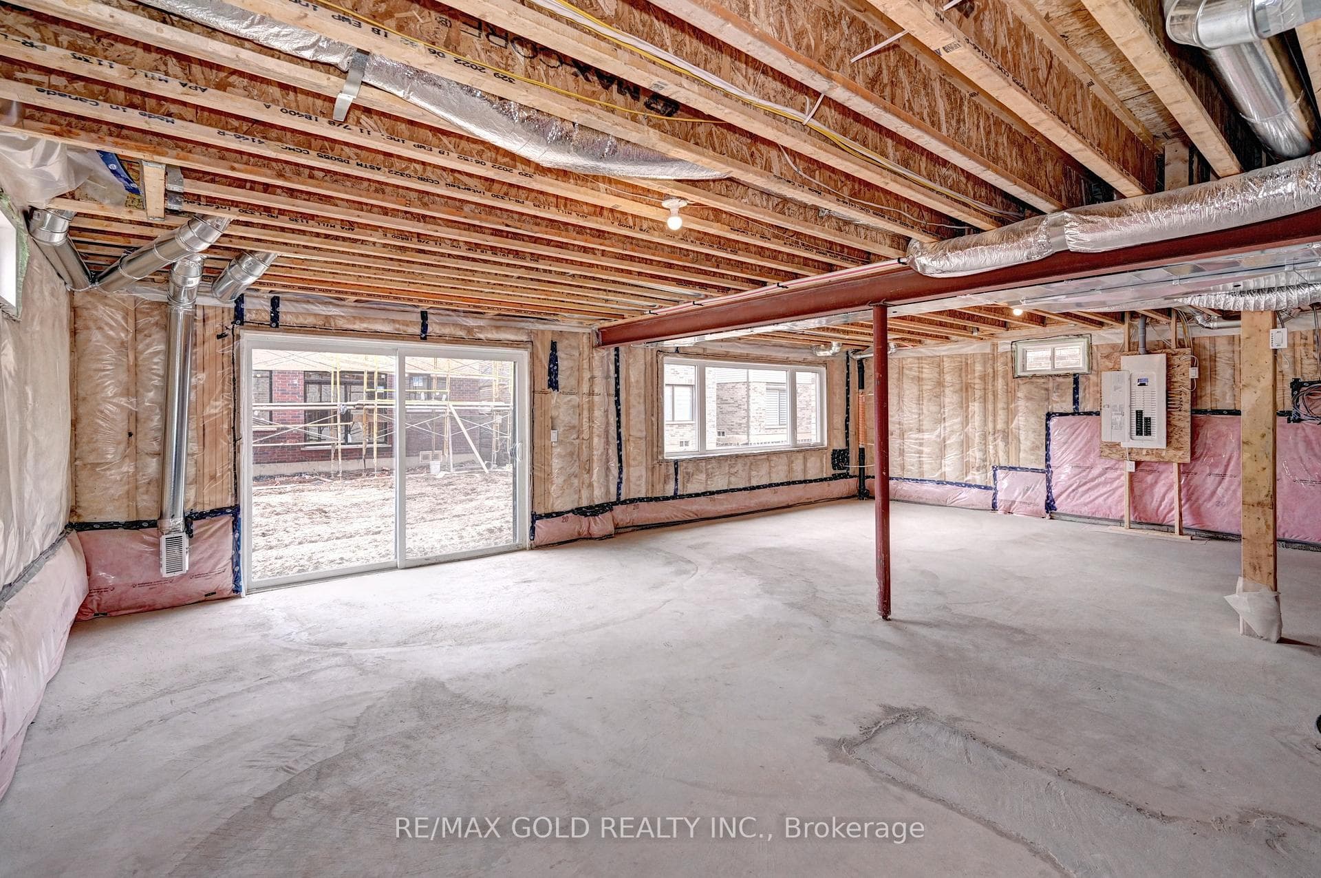 465 Robert Woolner Street photo 39