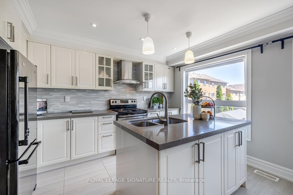 162 Parktree Drive photo 14