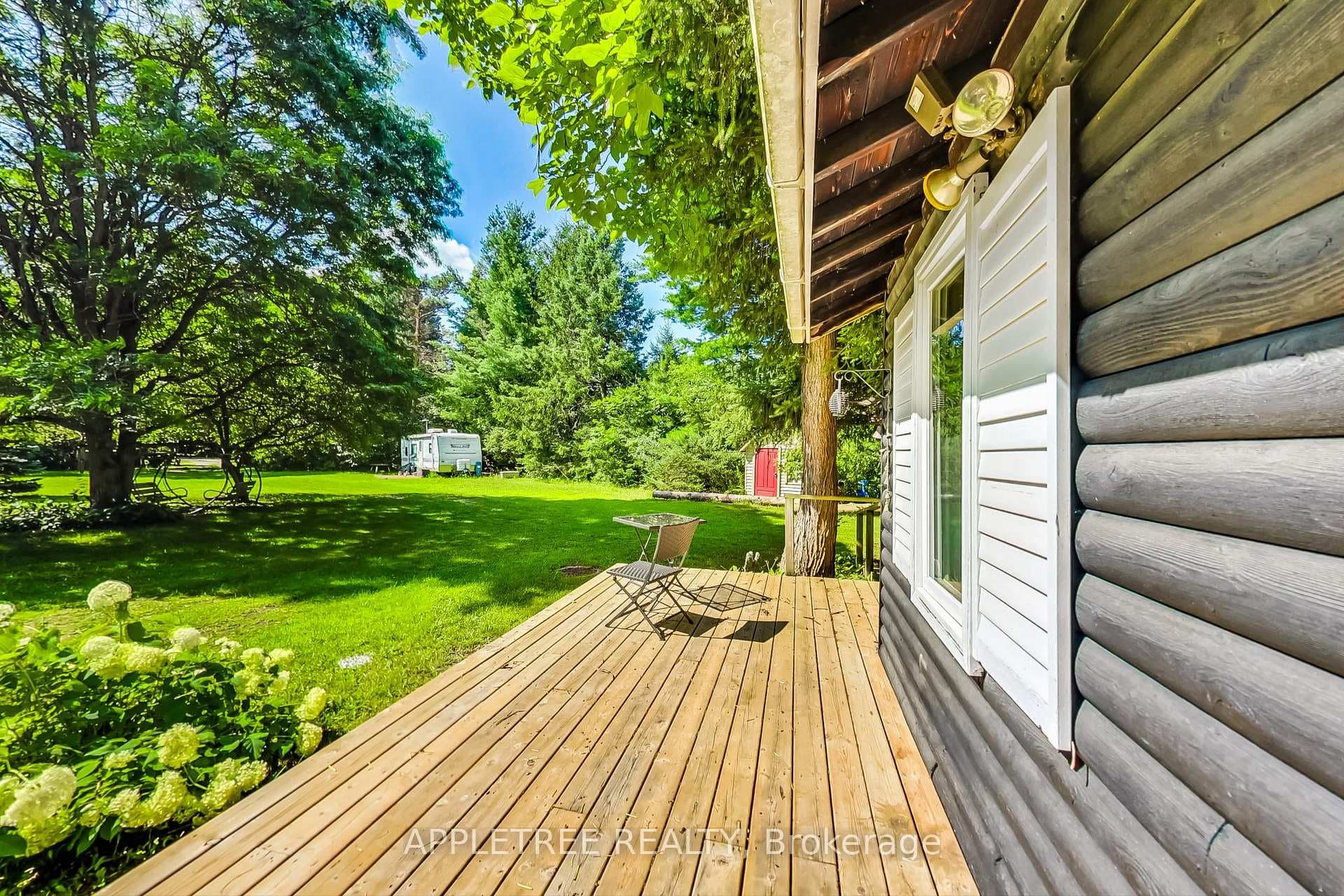 9040 River Road photo 3