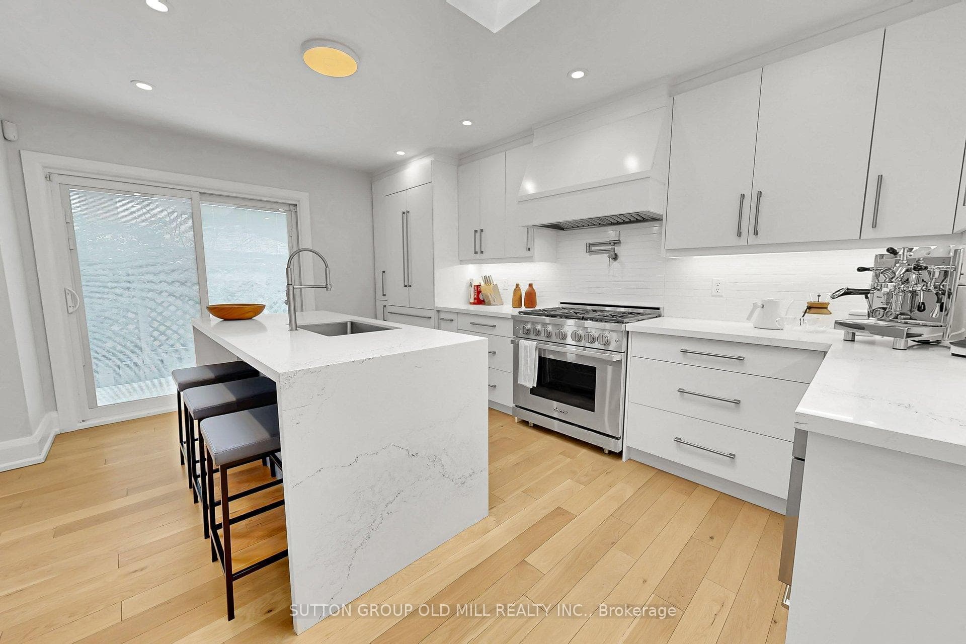 1 Farningham Crescent photo 23