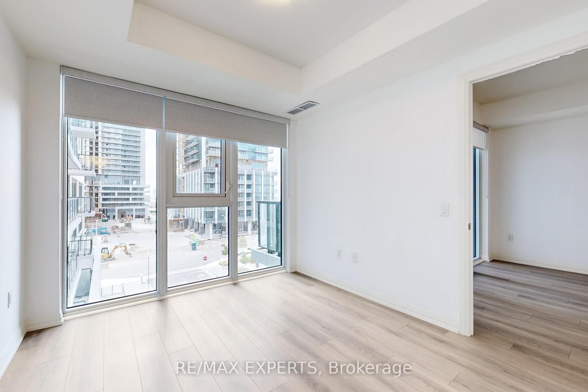 9000 Jane Street Unit 410 photo 8