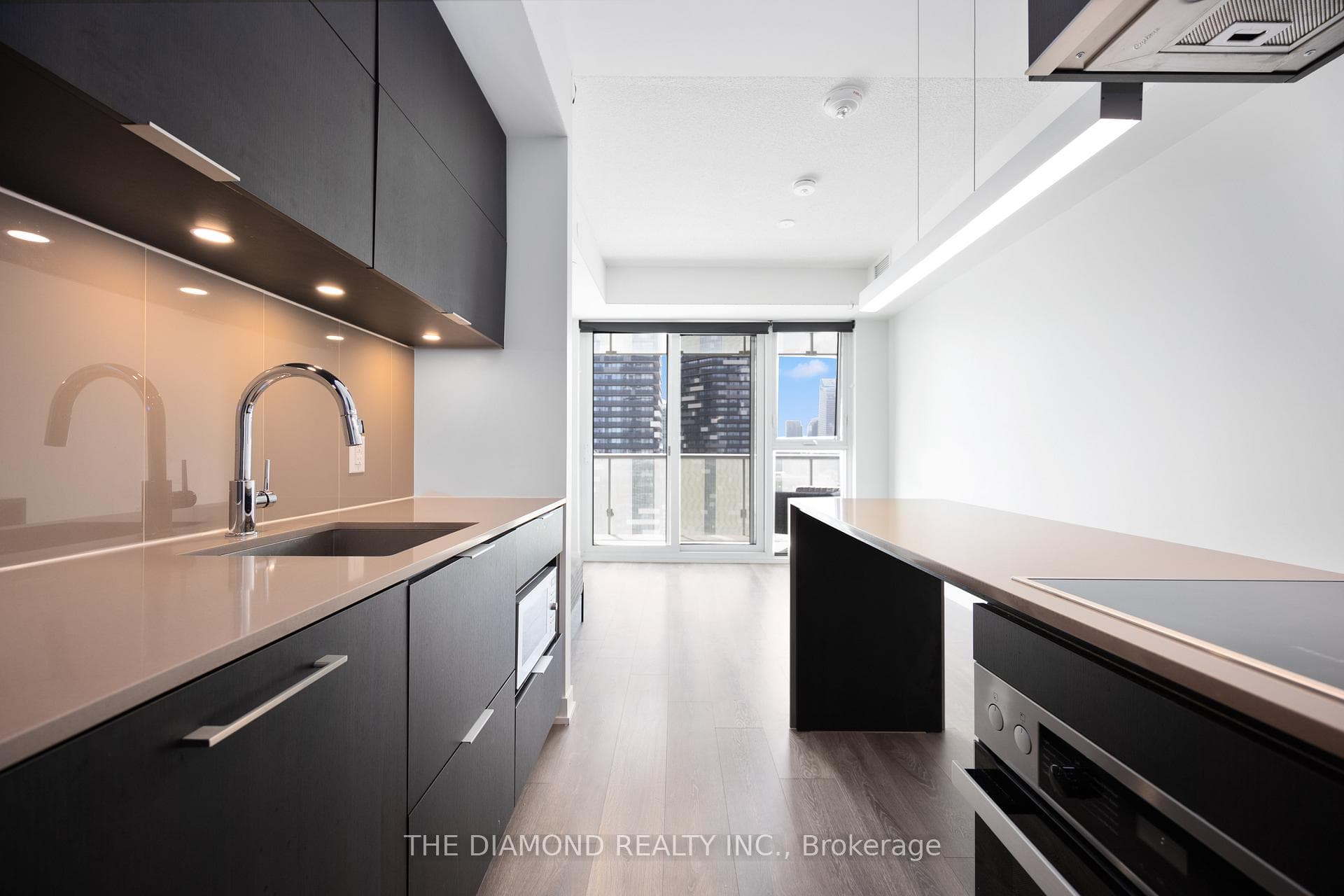 15 Lower Jarvis Street Unit 2009 photo 13