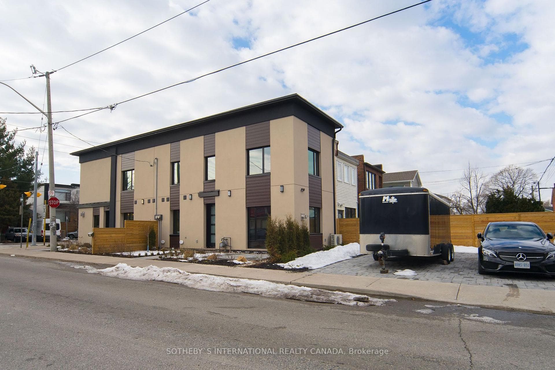 470 Sammon Avenue photo 20