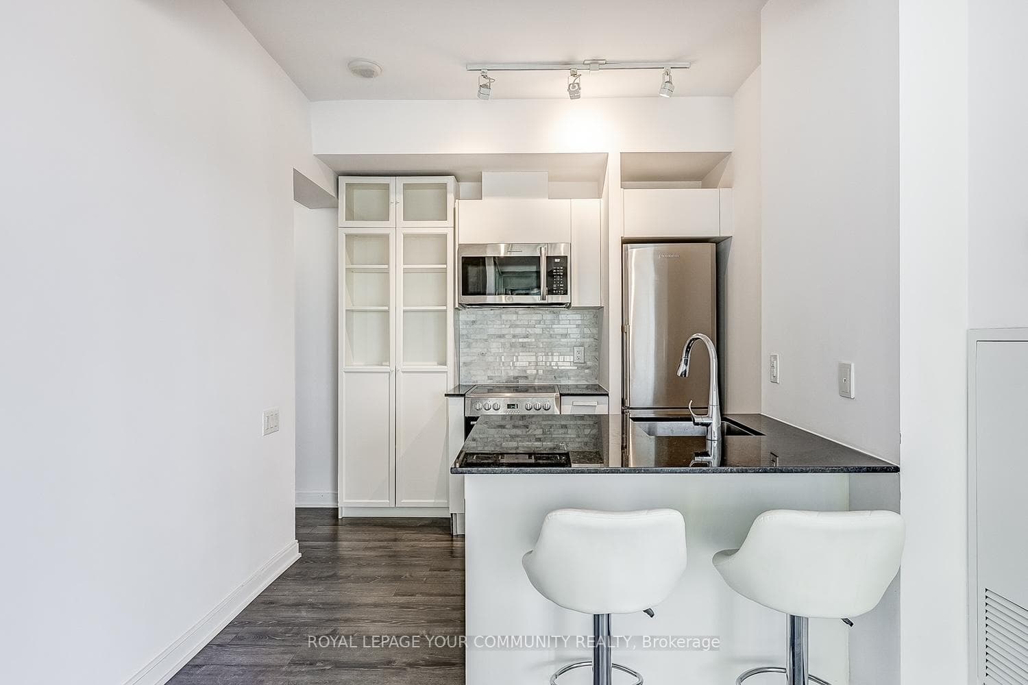42 Charles Street Unit 4208 photo 7