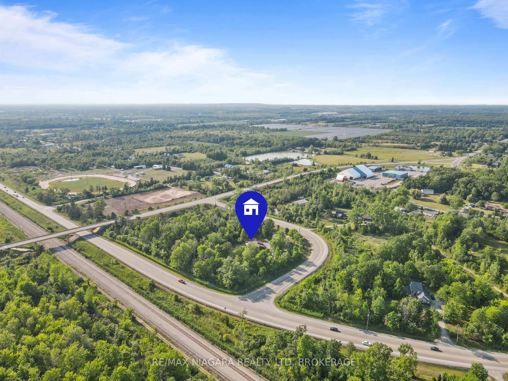 15 Keefer Drive photo 40