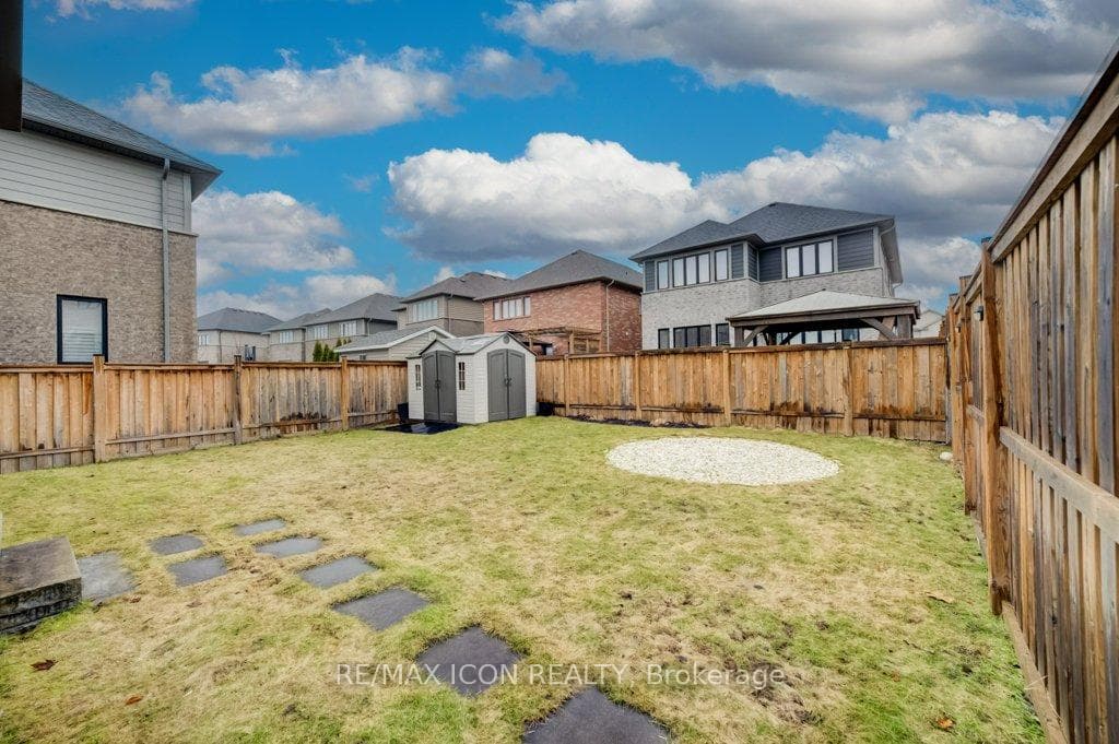 204 Carriage Way photo 42