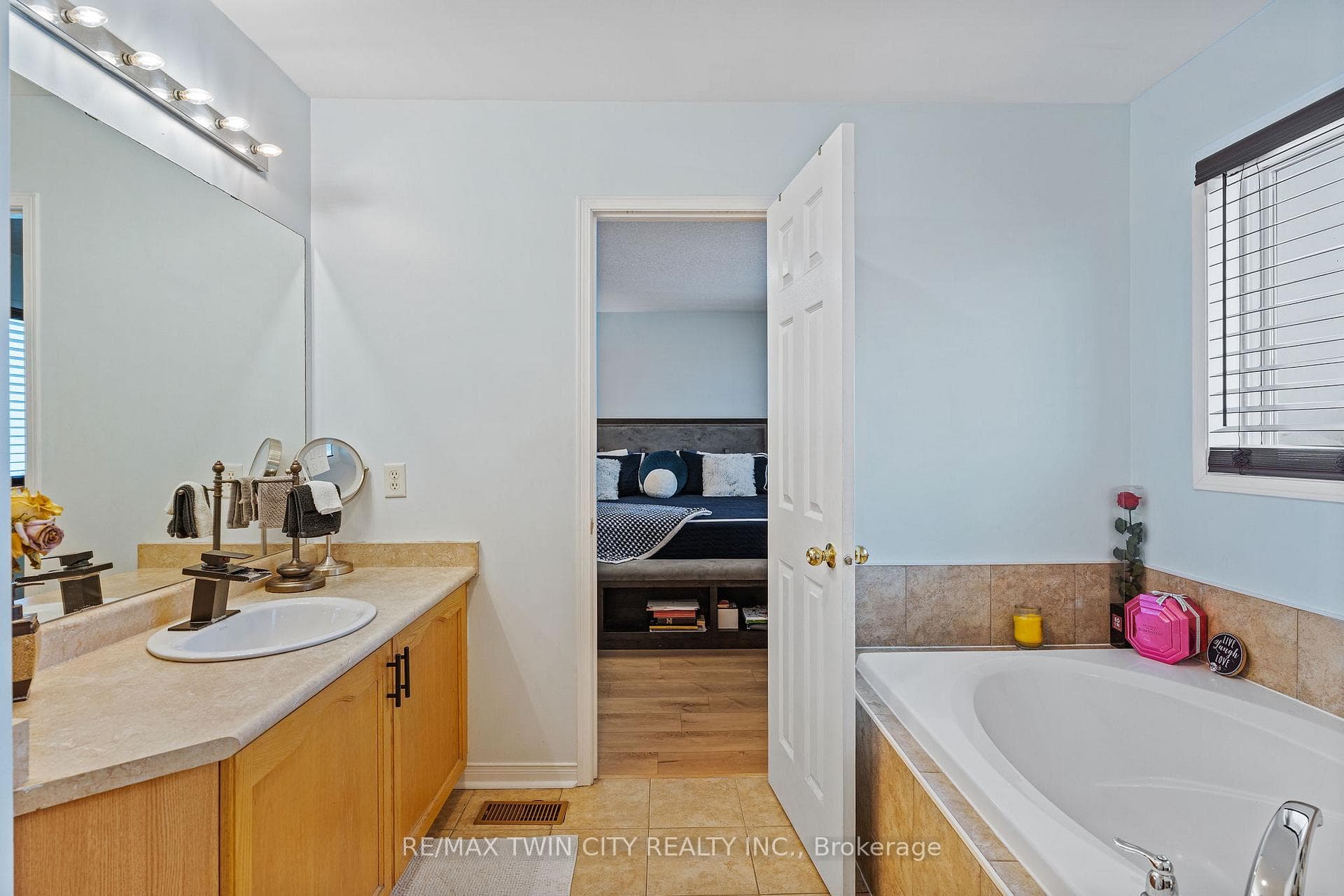 70 Blackburn Drive photo 33
