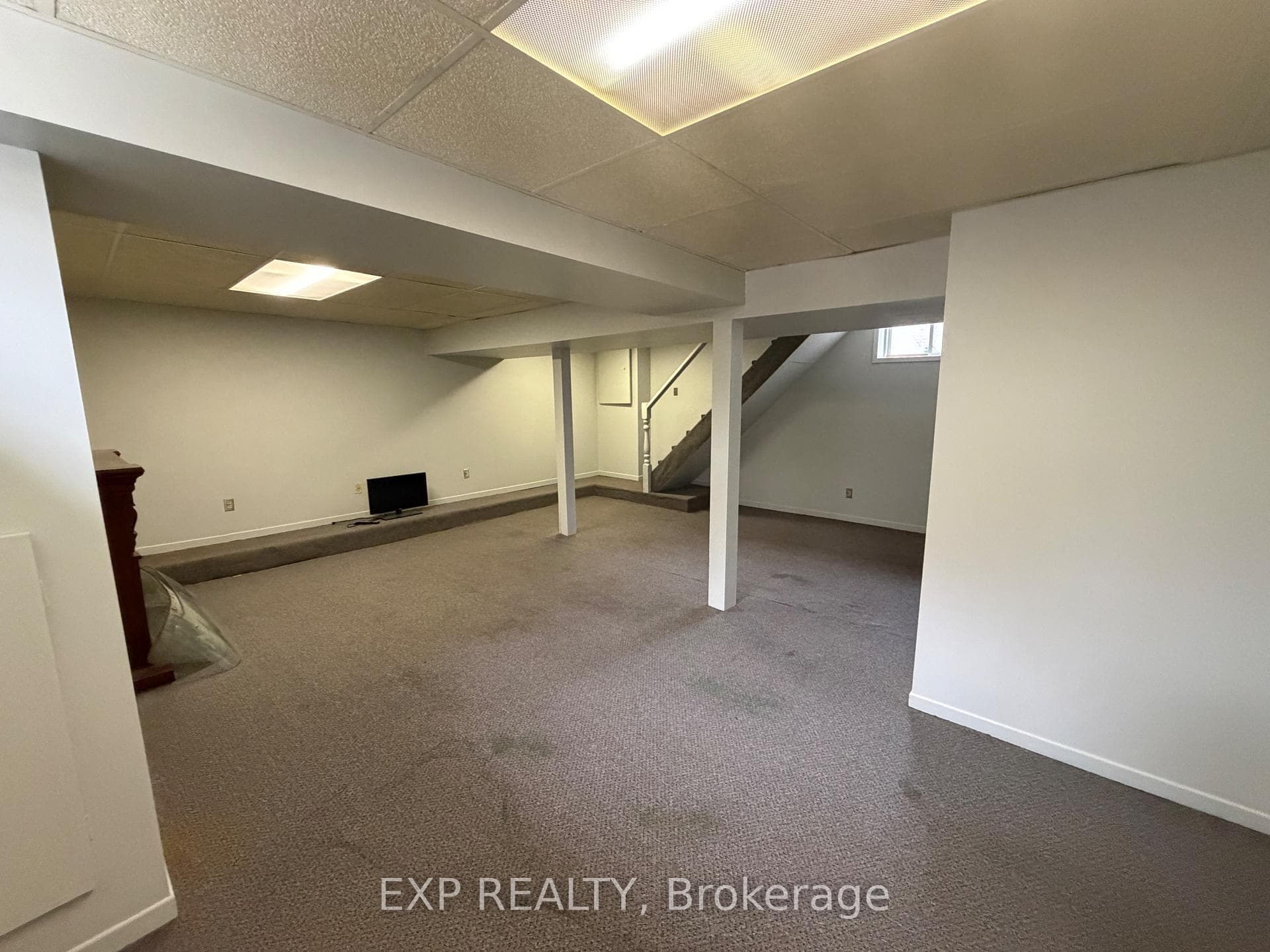 6145 Abbott Street photo 9