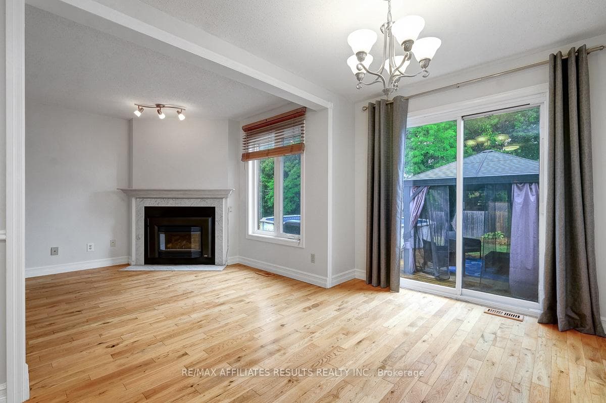 22 Hendrie Court photo 13