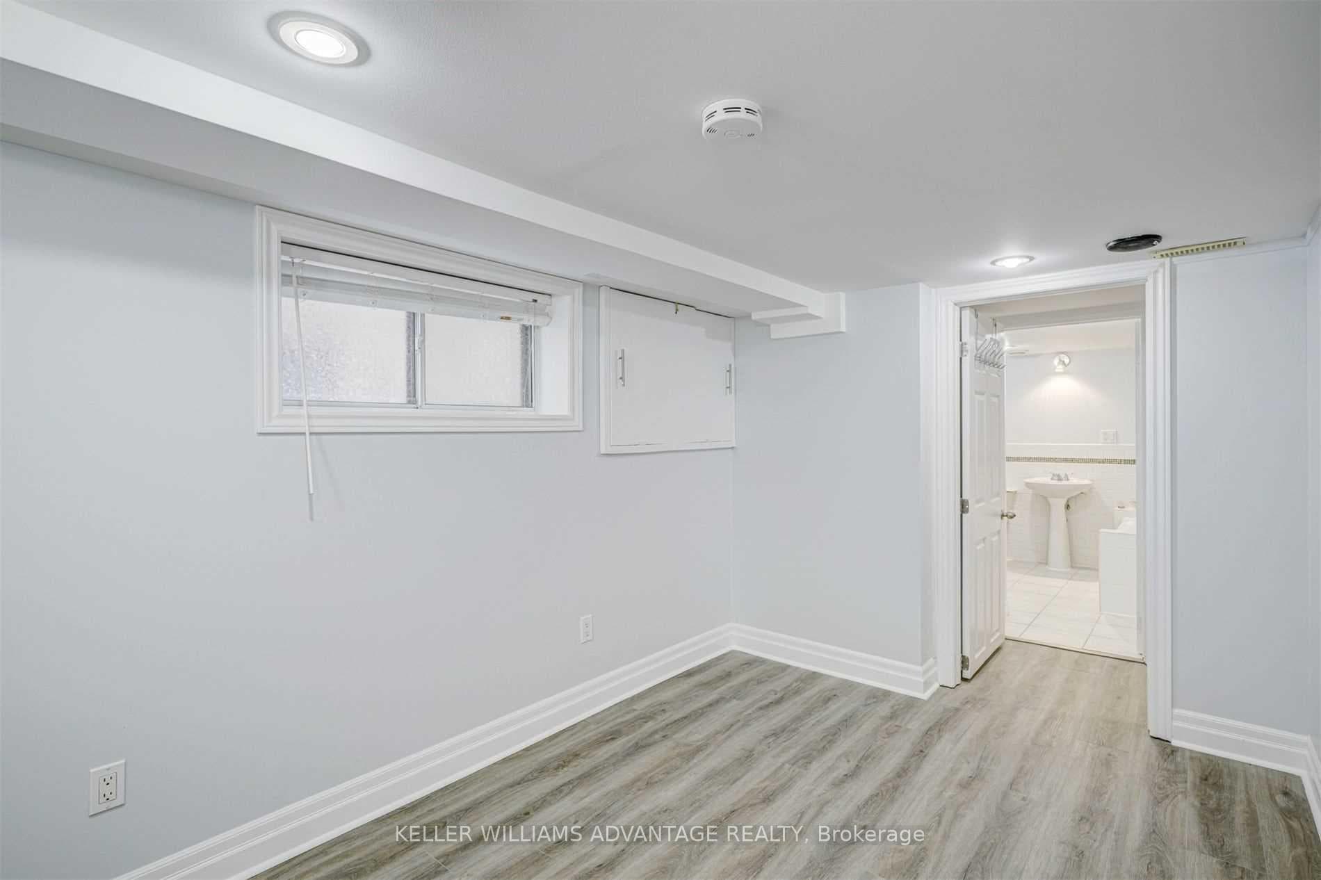 1822 Dufferin Street Unit MAIN photo 13