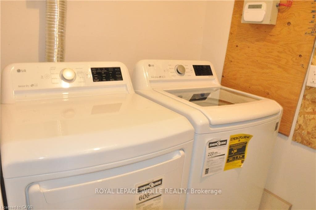 160 Rochefort Street Unit D3 photo 21