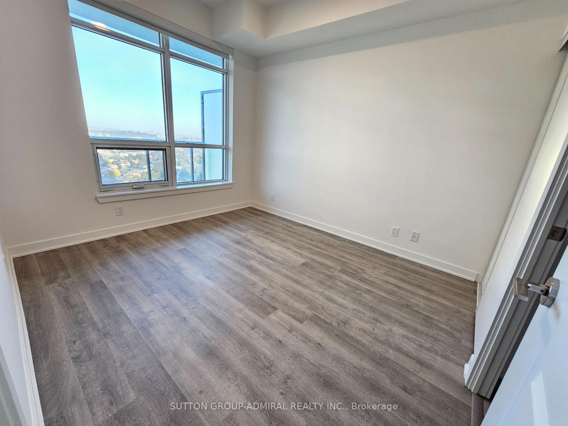 30 Upper Mall Way Unit 2408 photo 7