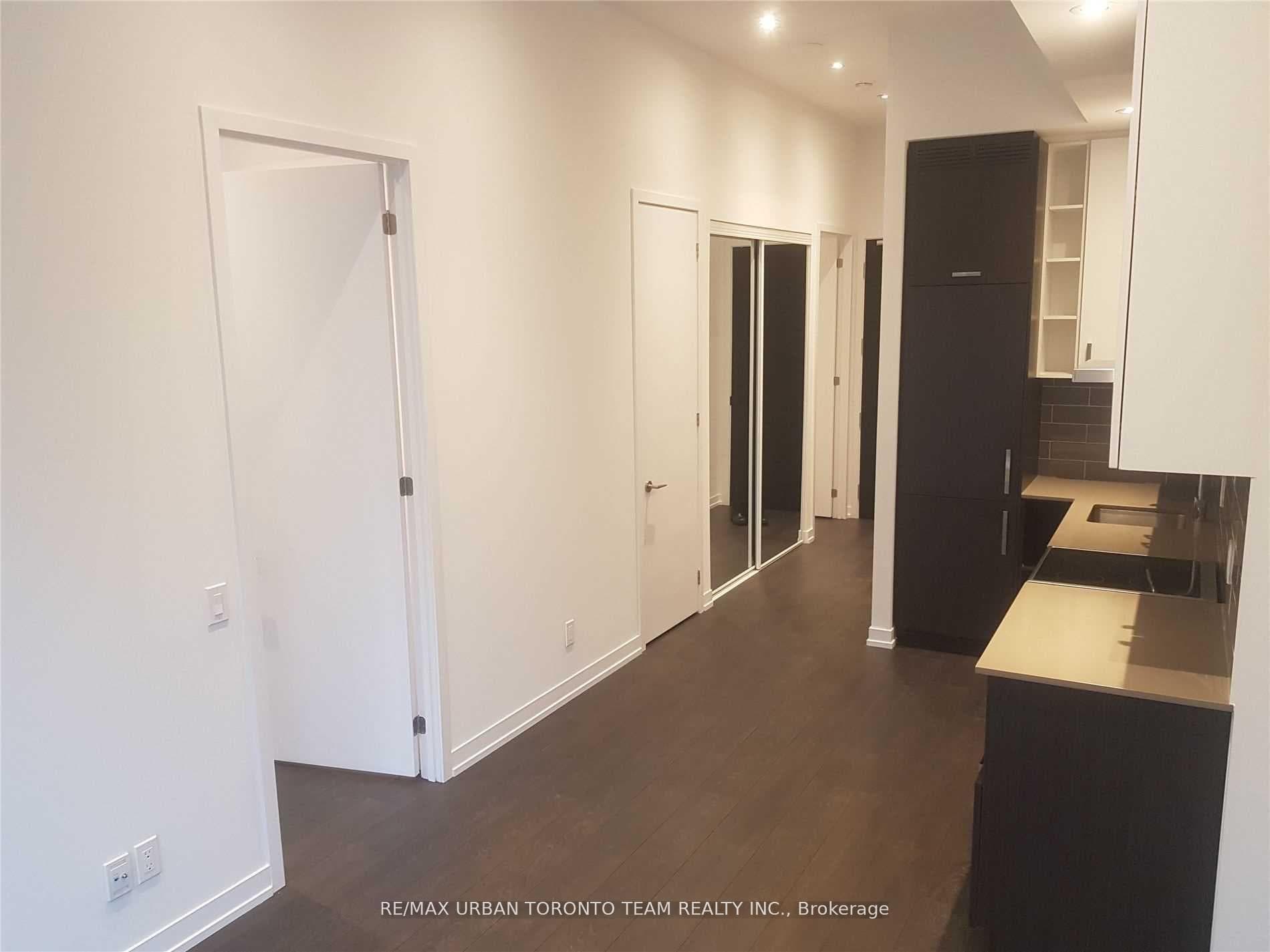 125 Redpath Avenue Unit 202 photo 4