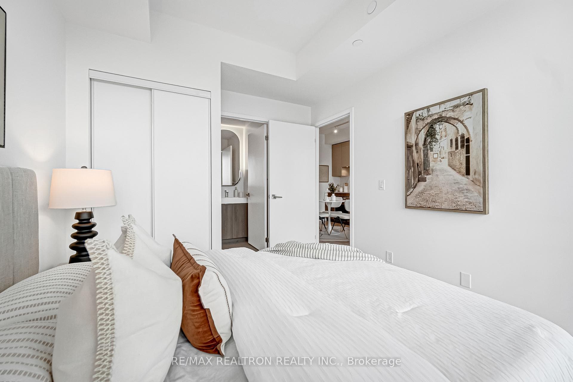 15 Holmes Avenue Unit 2601 photo 23
