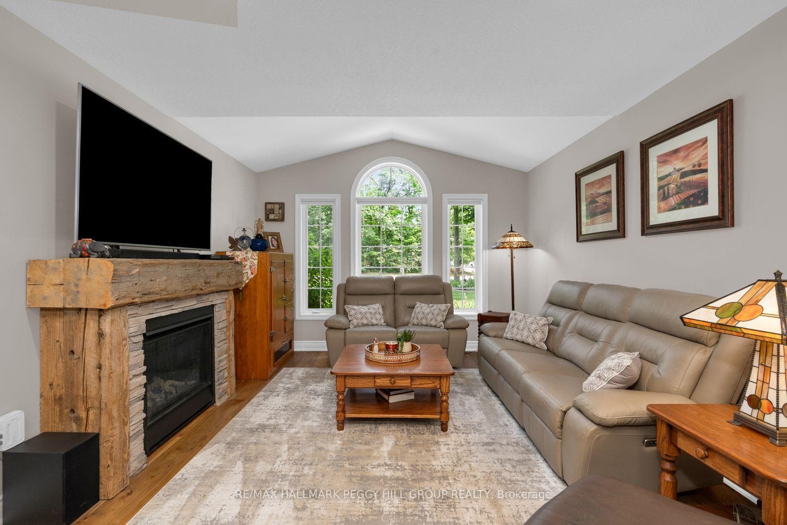 6 Maplehill Drive photo 7