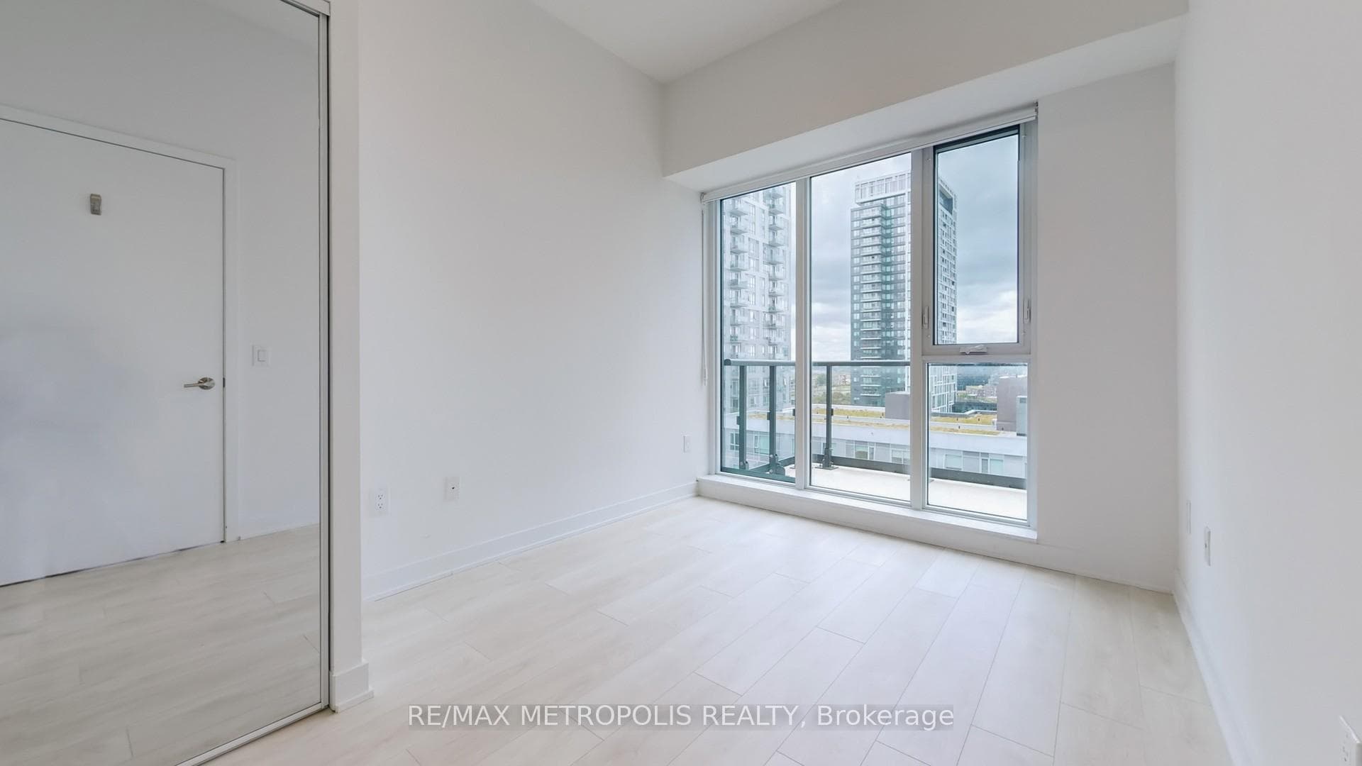 35 Tubman Avenue Unit Ph1115 photo 14