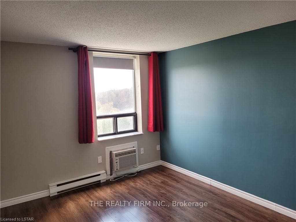 45 Pond Mills Road Unit 810 photo 8