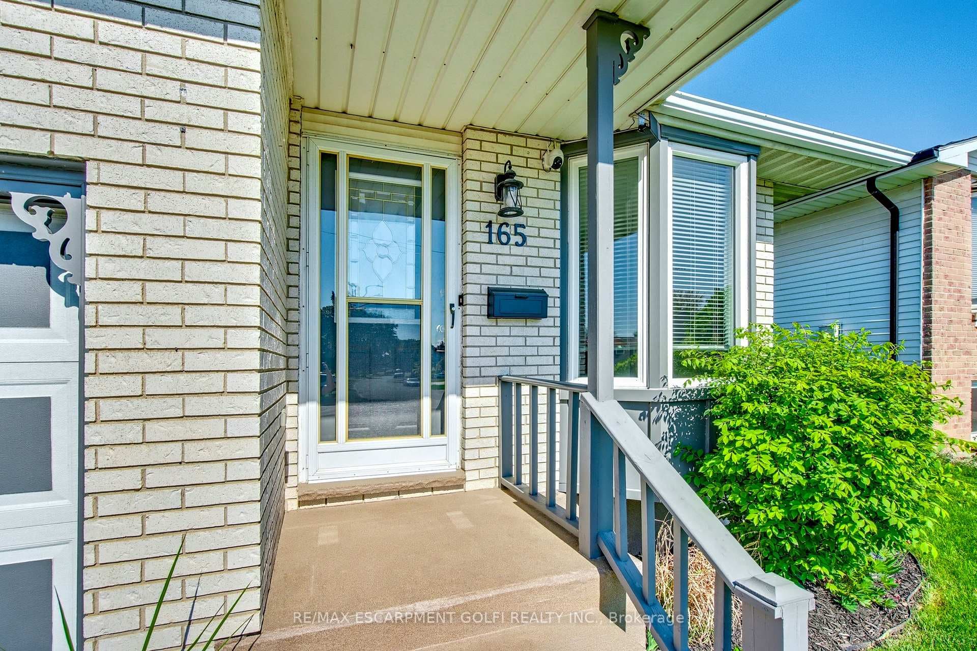 165 Woodrow Street photo 4