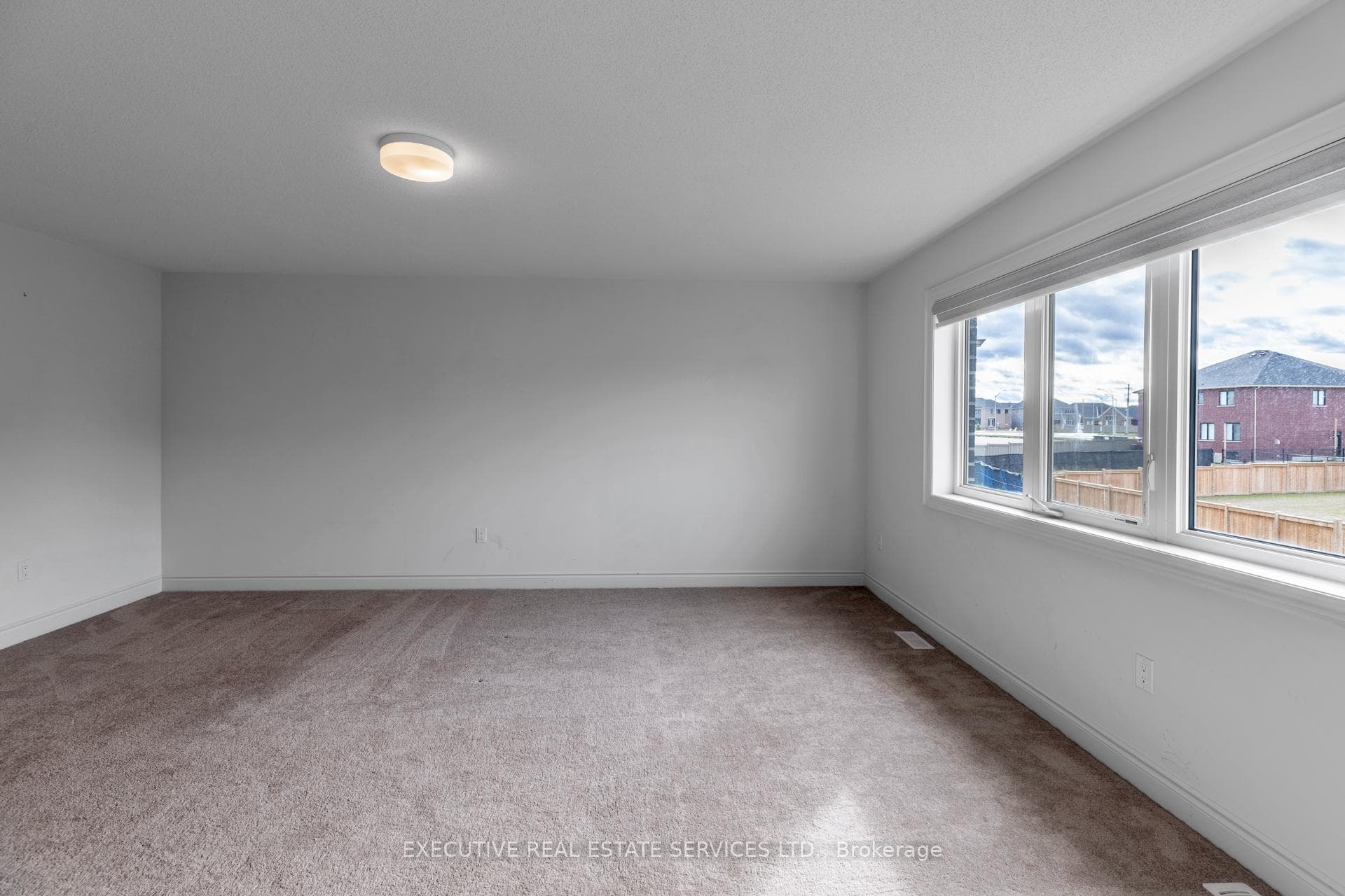 13 Sandhill Crescent photo 14