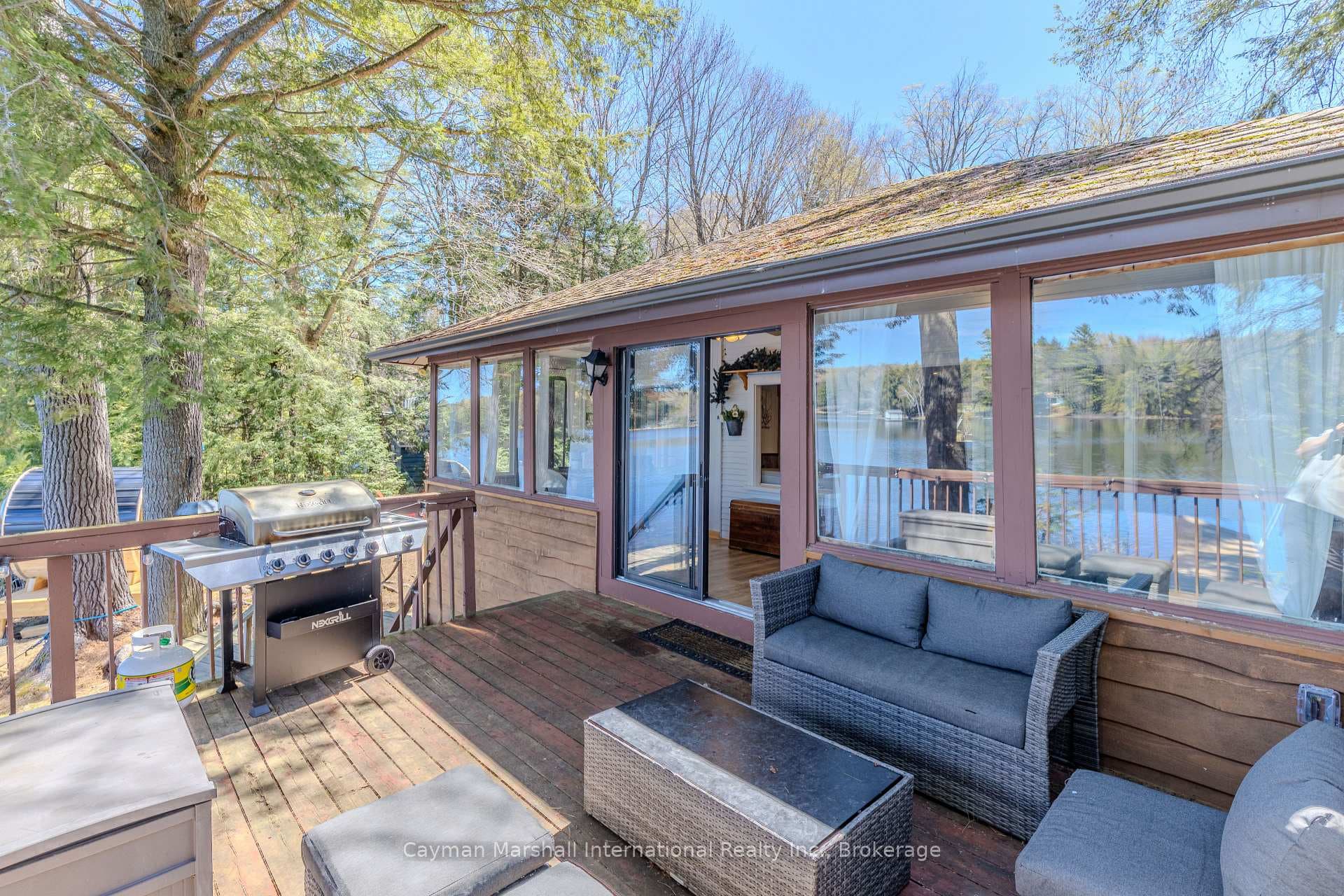 1065 Rainbow Lane photo 16