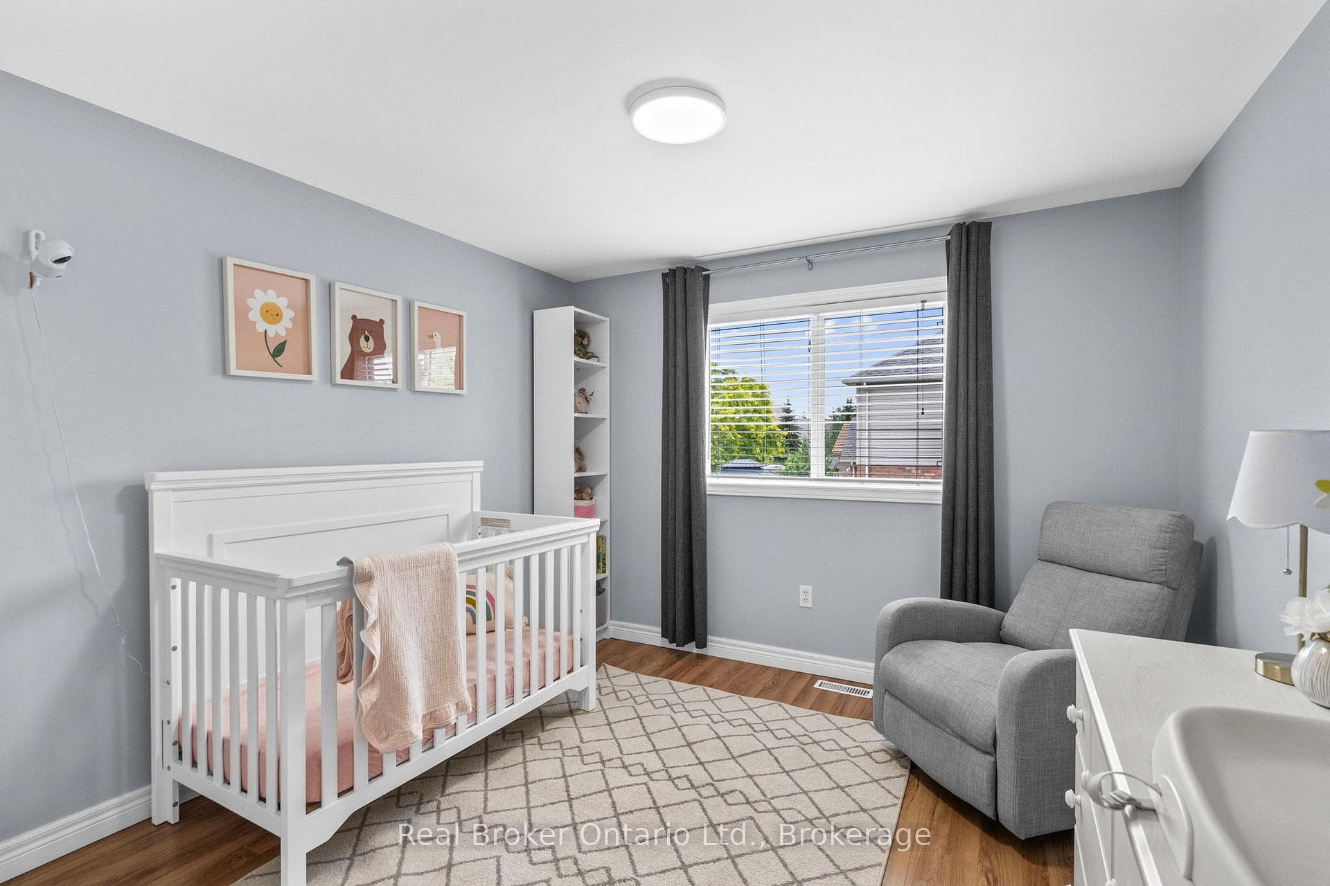 4 Beardmore Crescent photo 19