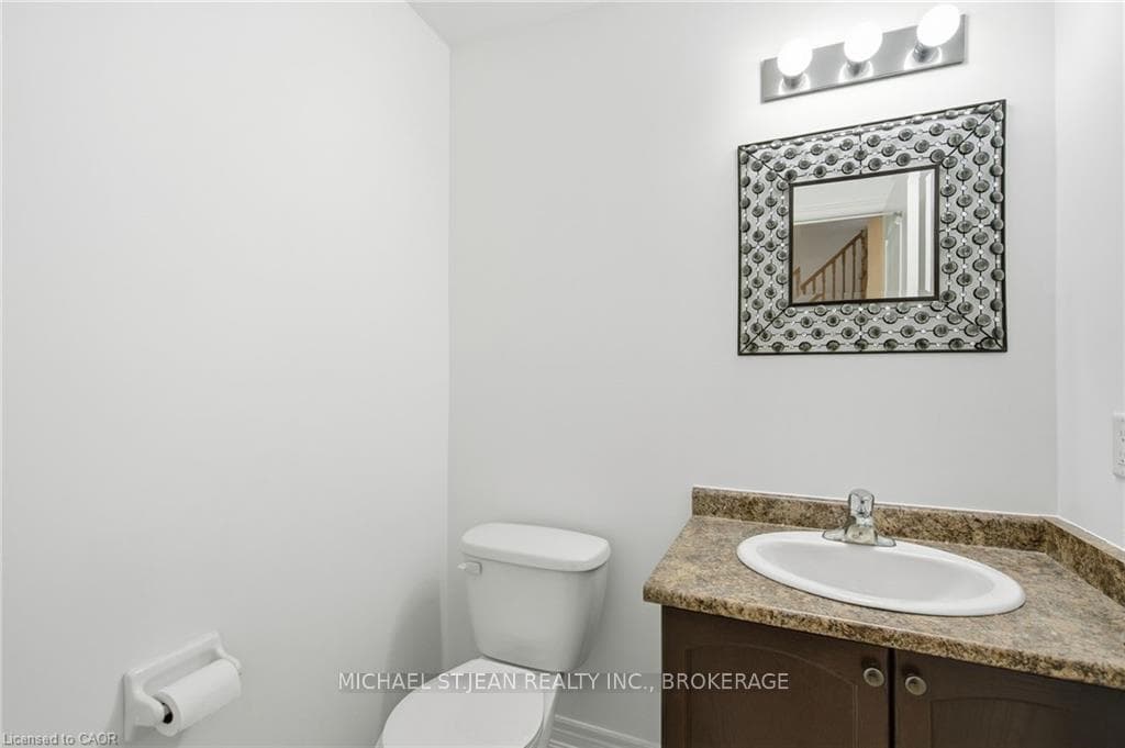 106 Maplevale Drive photo 9
