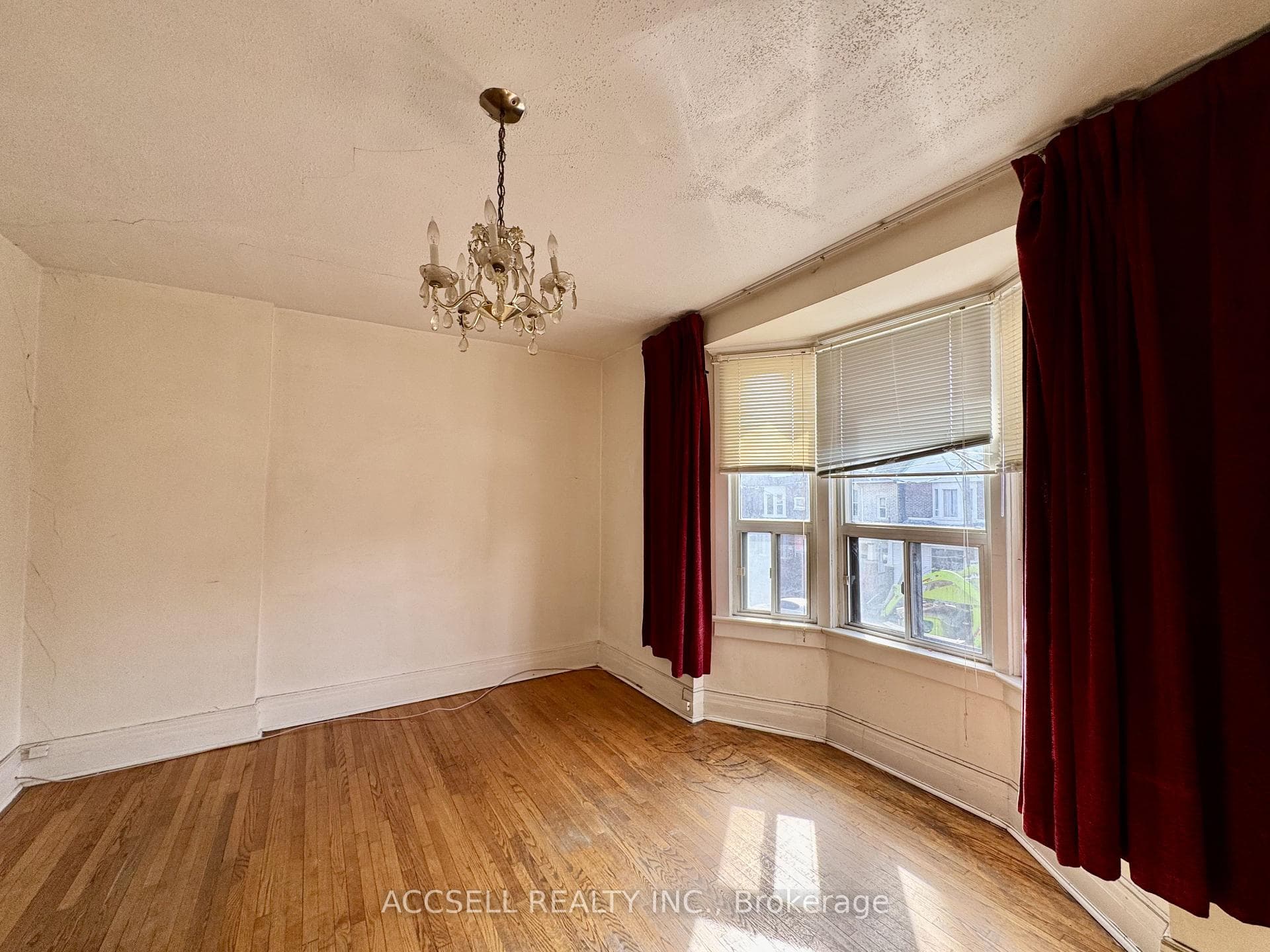 277 Jones Avenue photo 6
