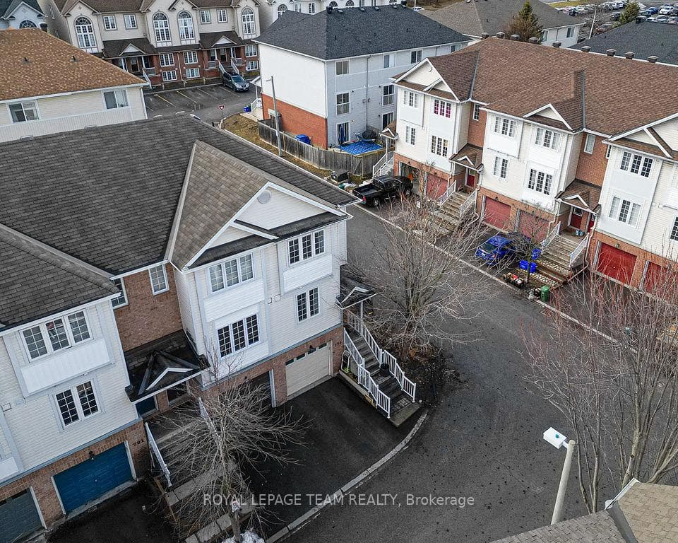 295 GERSHWIN Private photo 4