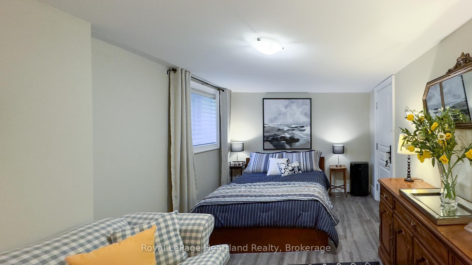 5 COBOURG Street Unit 100 photo 27