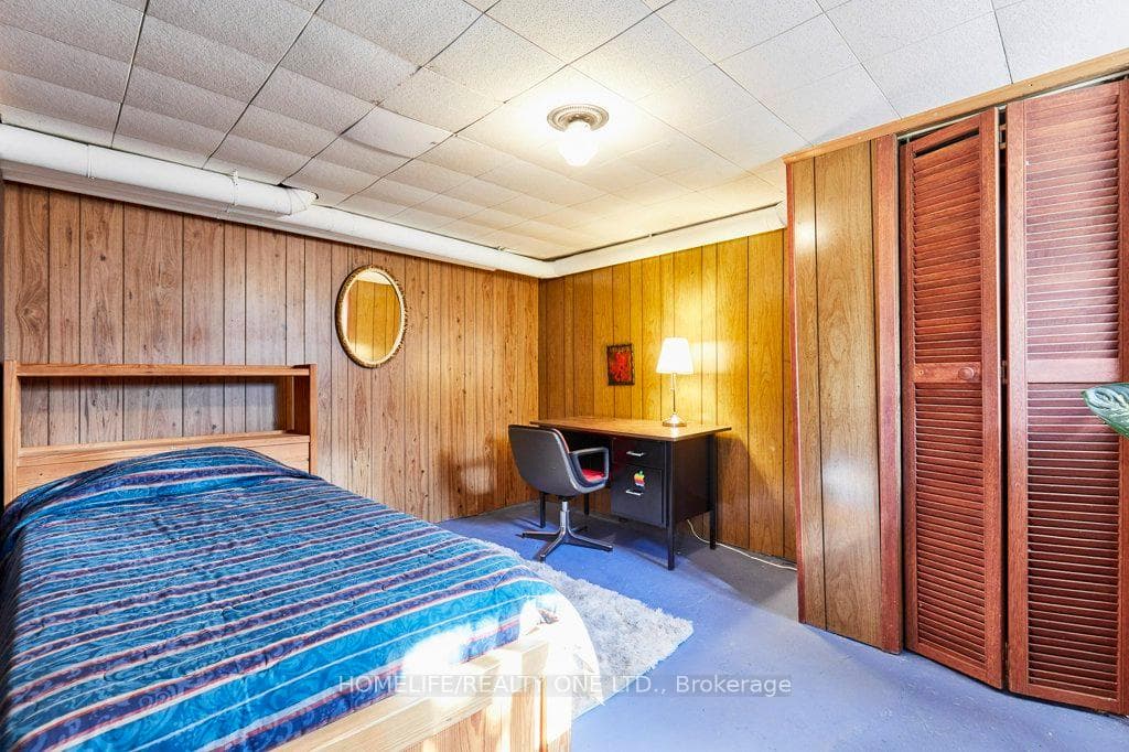 262 Glebemount Avenue photo 29