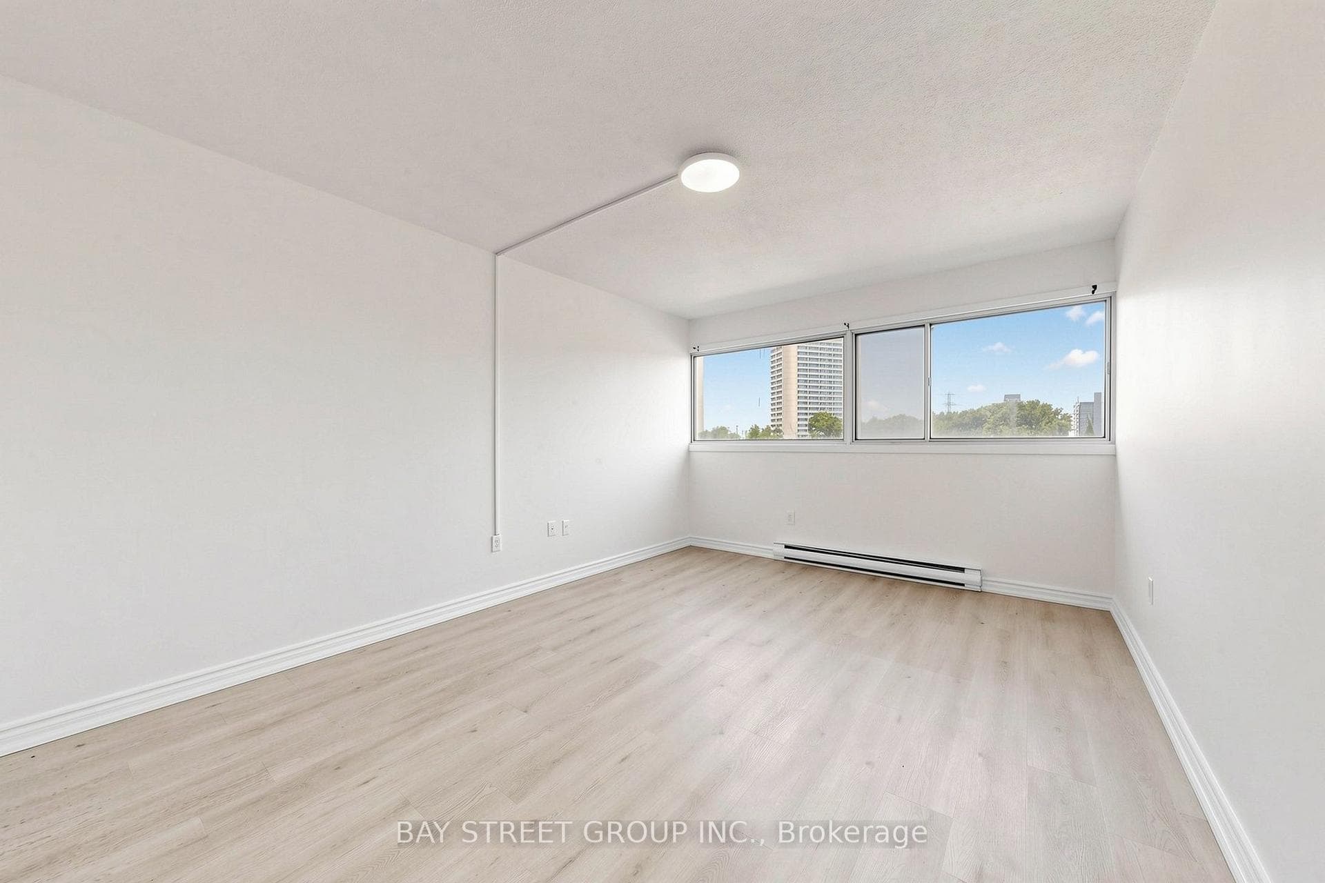 55 Sunny Glenway Unit 302 photo 27