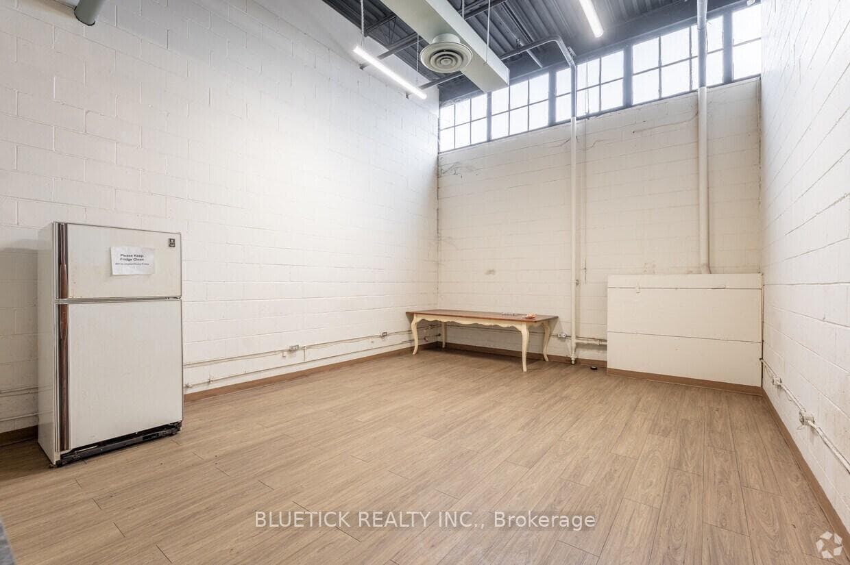 25 Tangiers Road Unit 3 photo 20