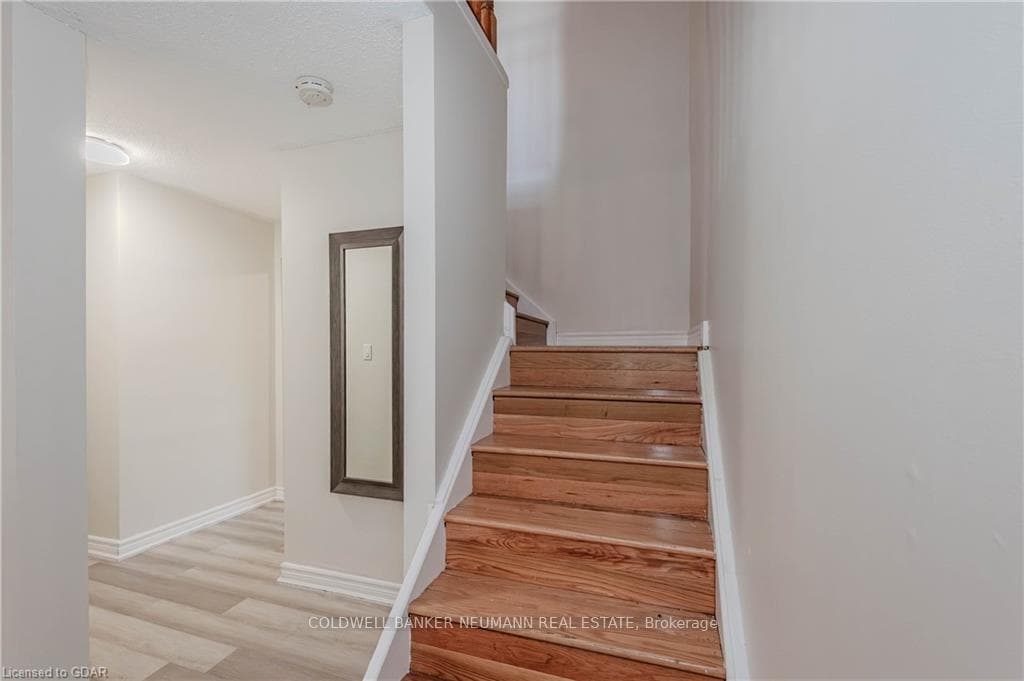 71 Janefield Avenue Unit 17 photo 17