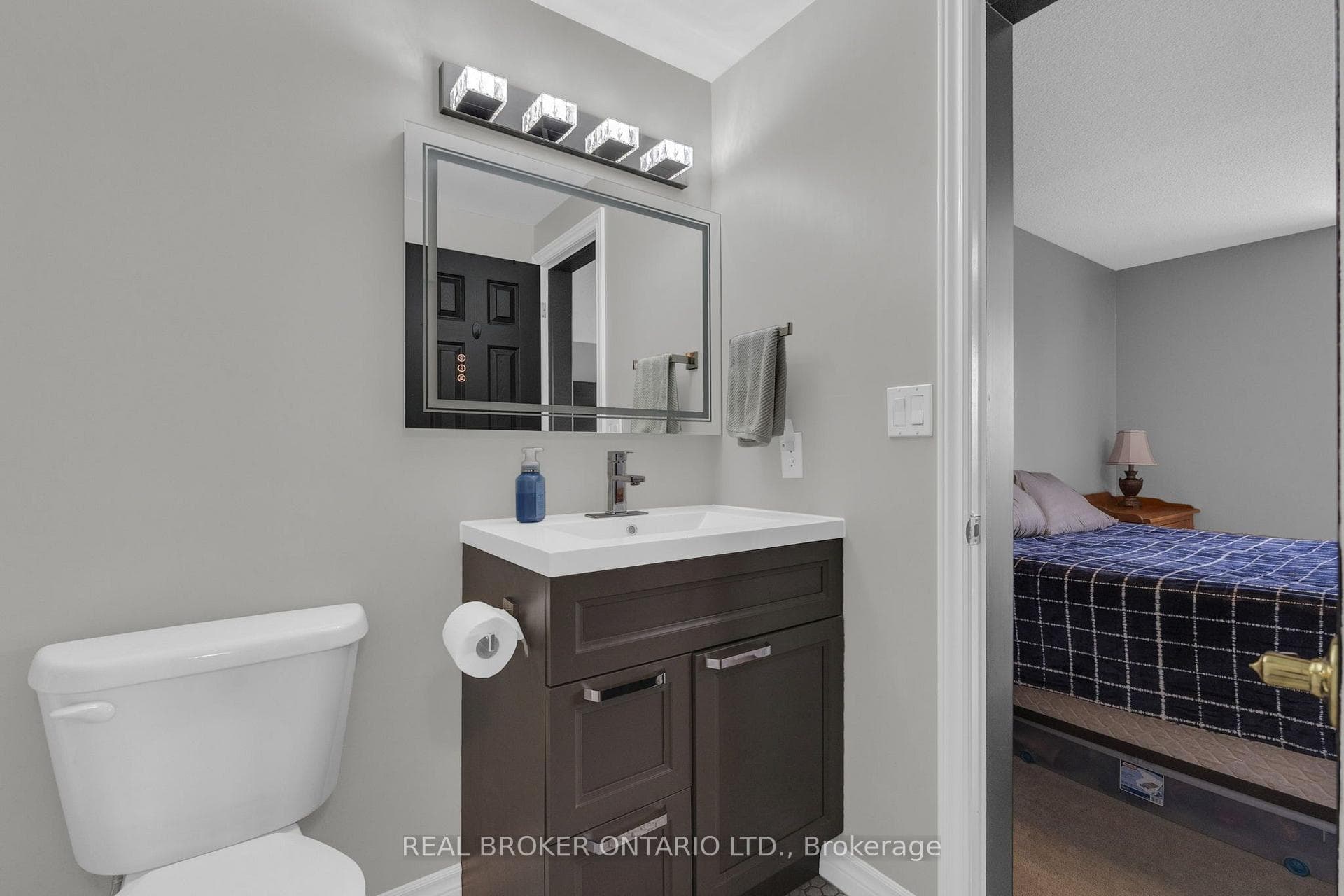 166 Tunbridge Road photo 23