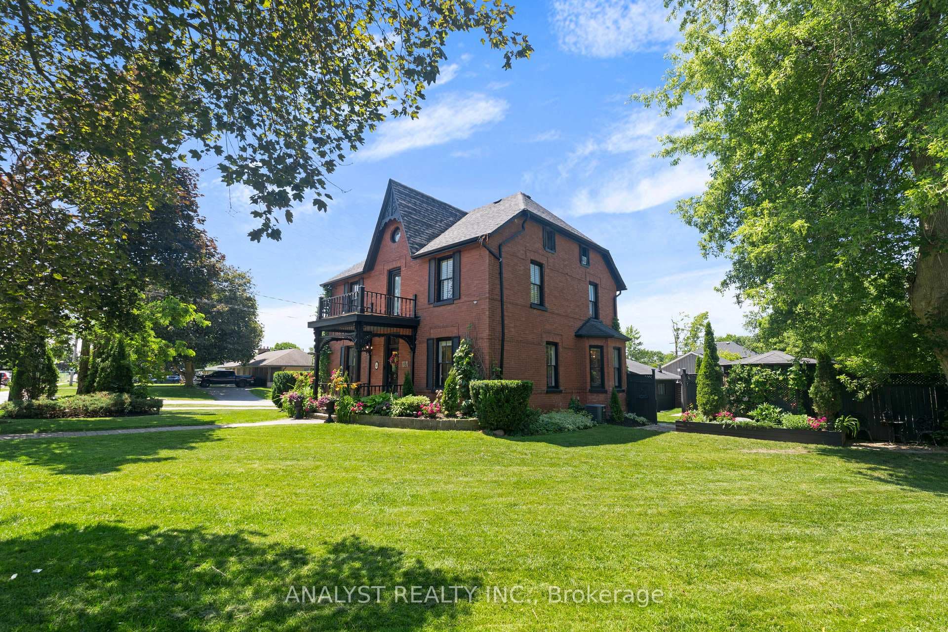 20 King Street photo 1