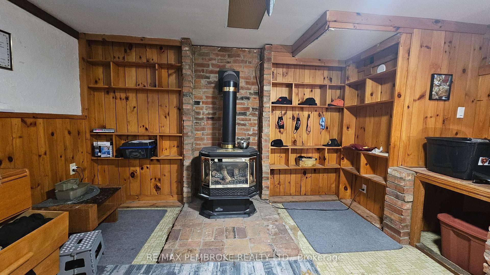 Rec Room gas fireplace
