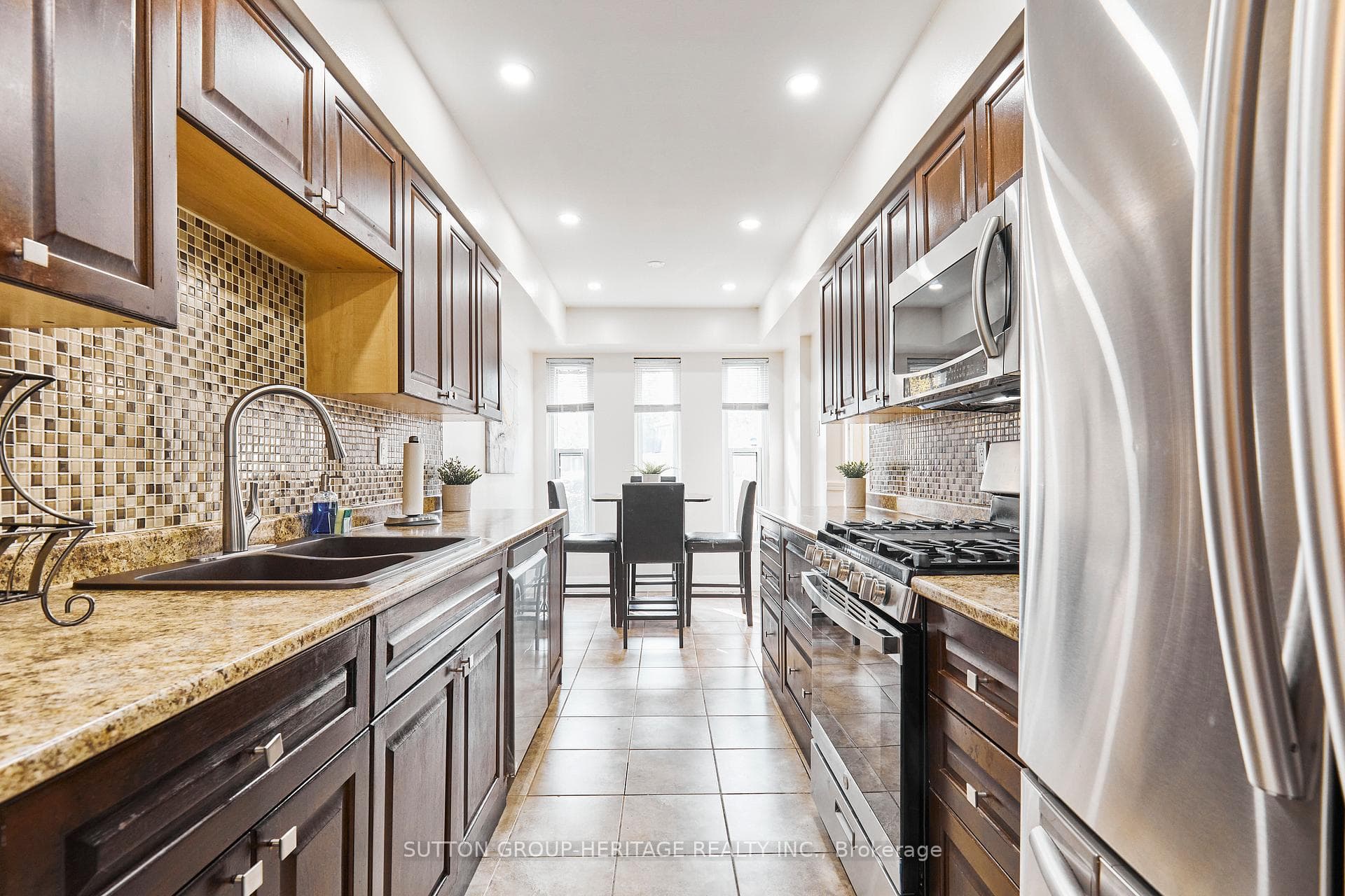 49 Deacon Lane photo 11