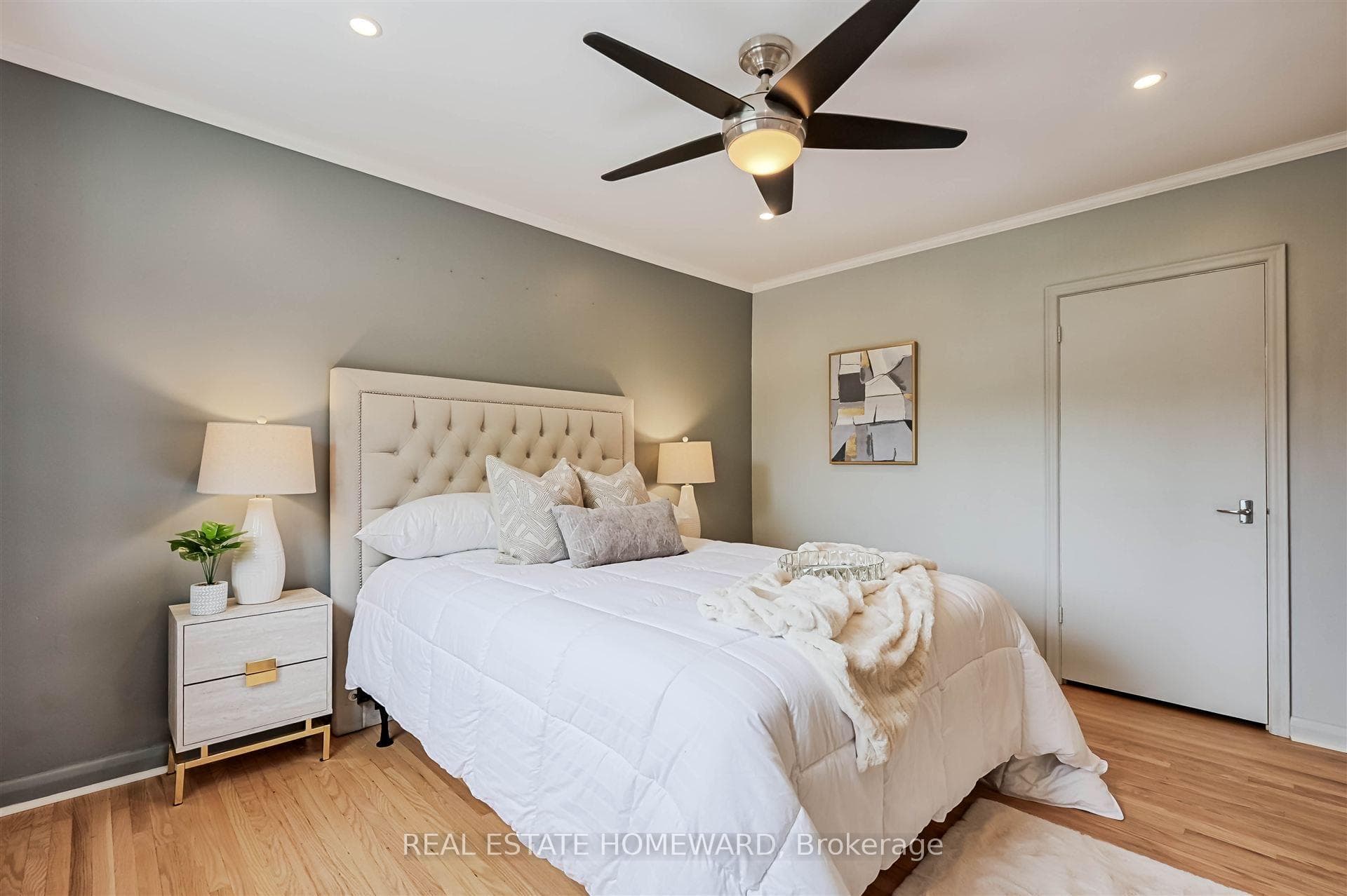 8 Burnview Crescent photo 12