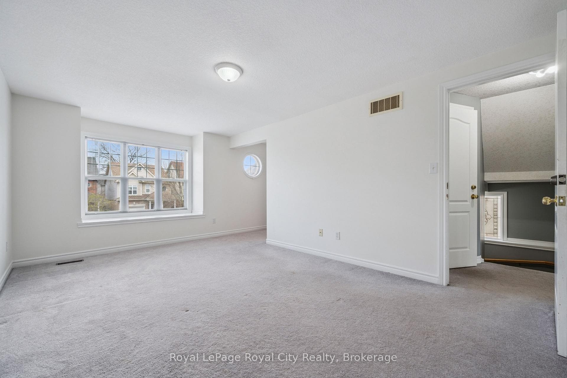 30 Darnell Road photo 19