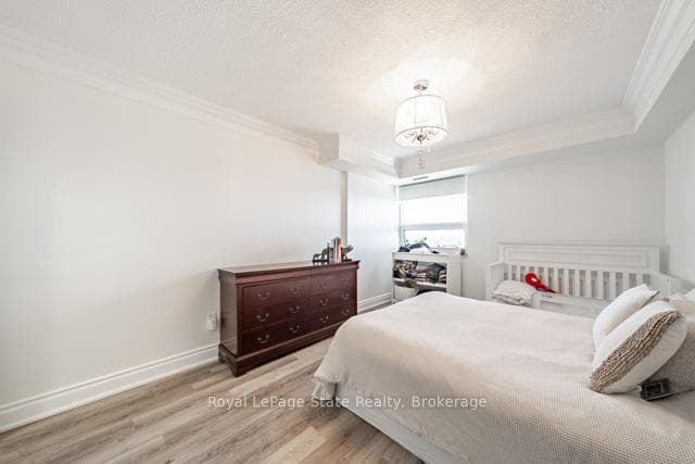 500 Green Road Unit 1801 photo 18