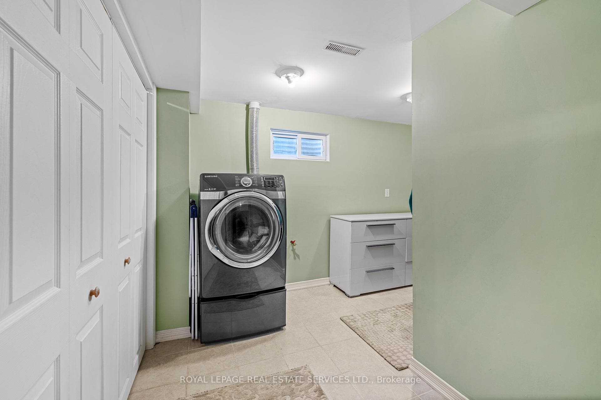 482 Tedwyn Drive photo 29