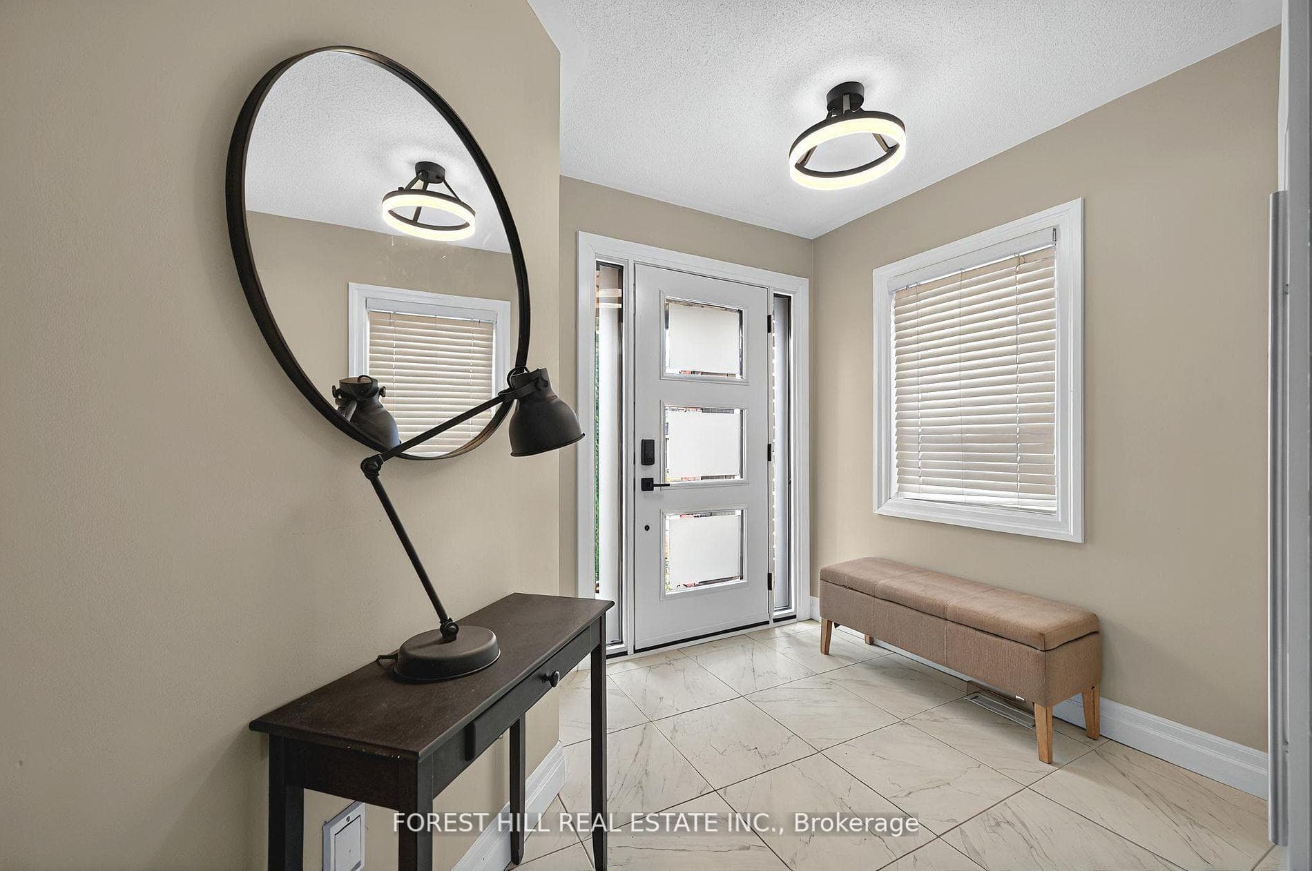 88 Noble Drive photo 3